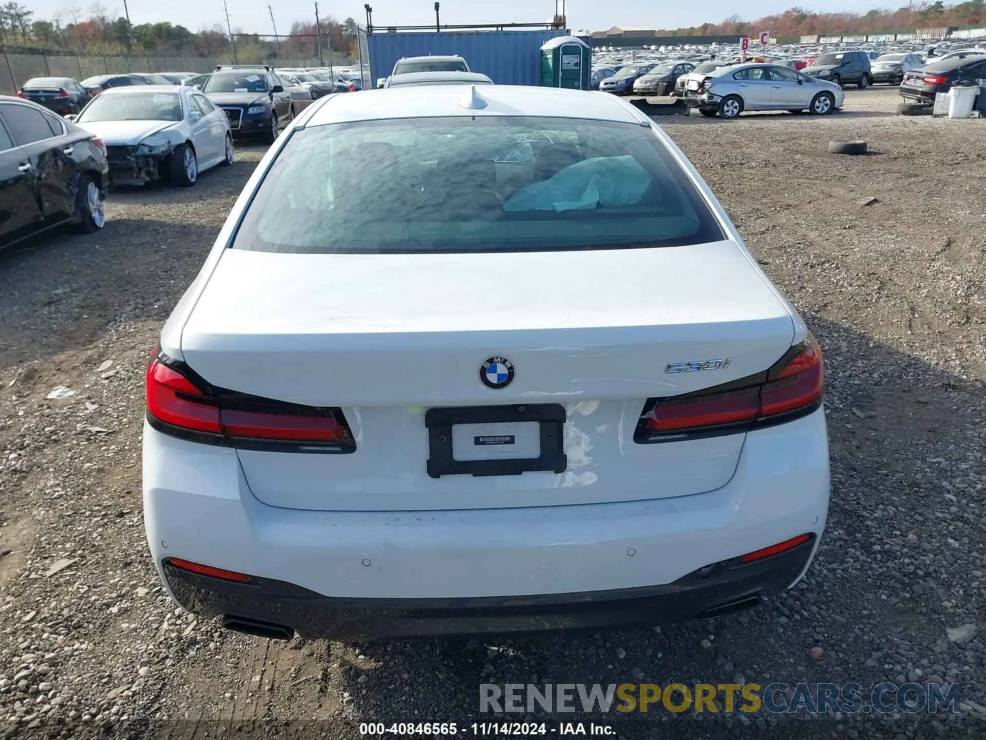 16 Photograph of a damaged car WBA53BH07MCF21332 BMW 530I 2021