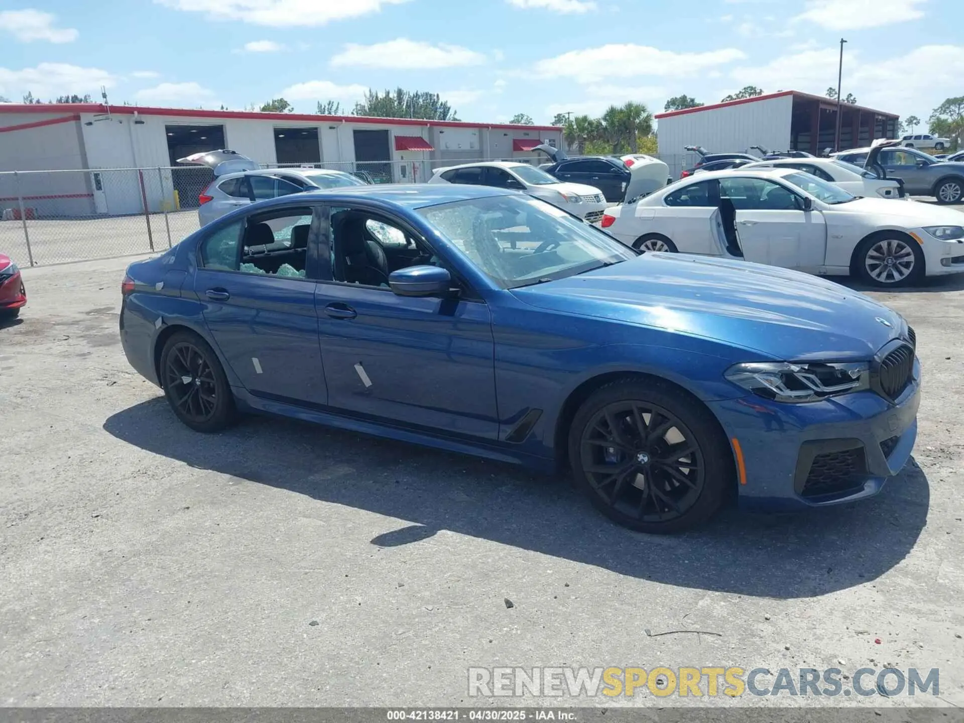13 Photograph of a damaged car WBA53BH09MWX23682 BMW 530I 2021
