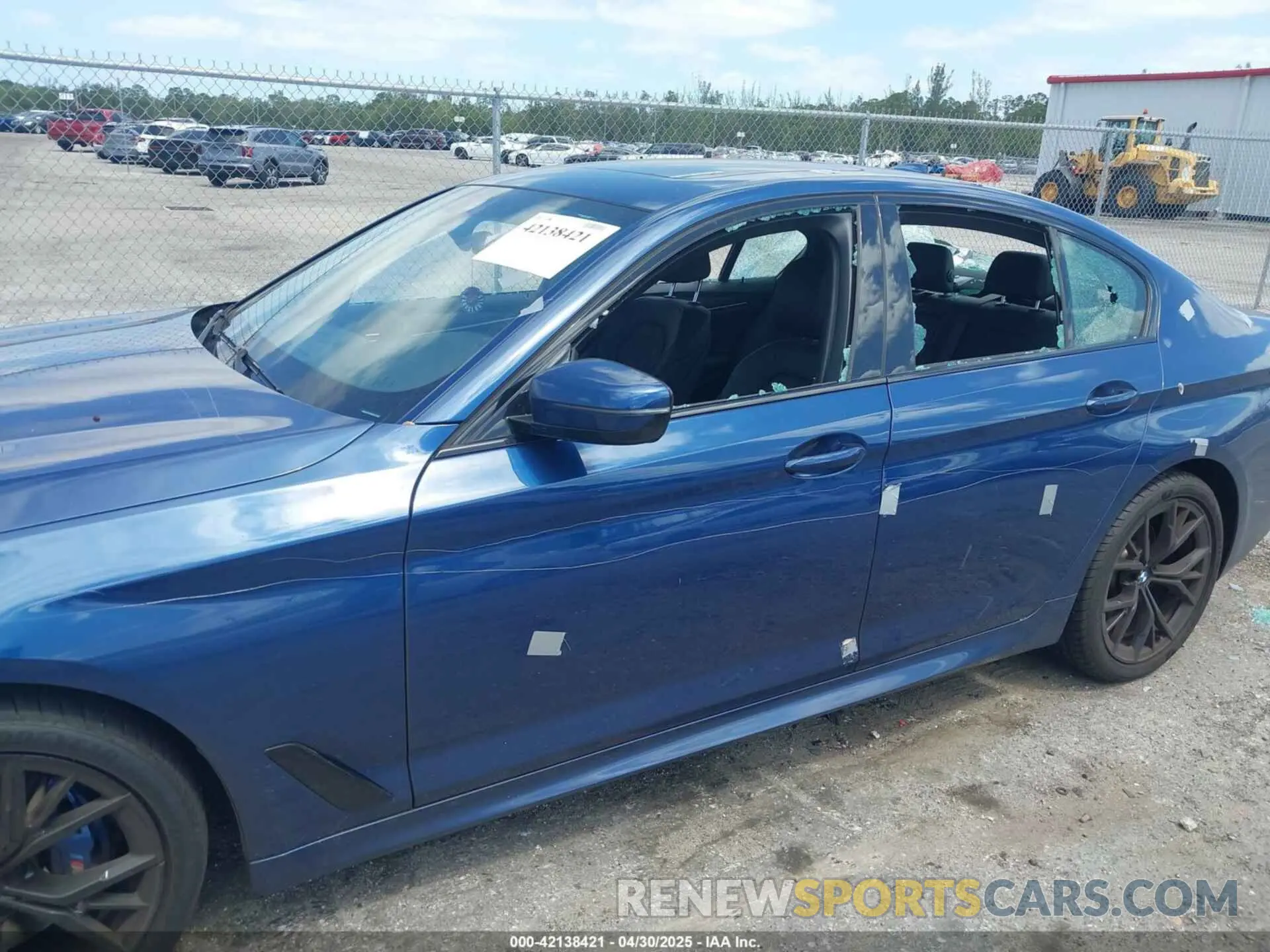 6 Photograph of a damaged car WBA53BH09MWX23682 BMW 530I 2021