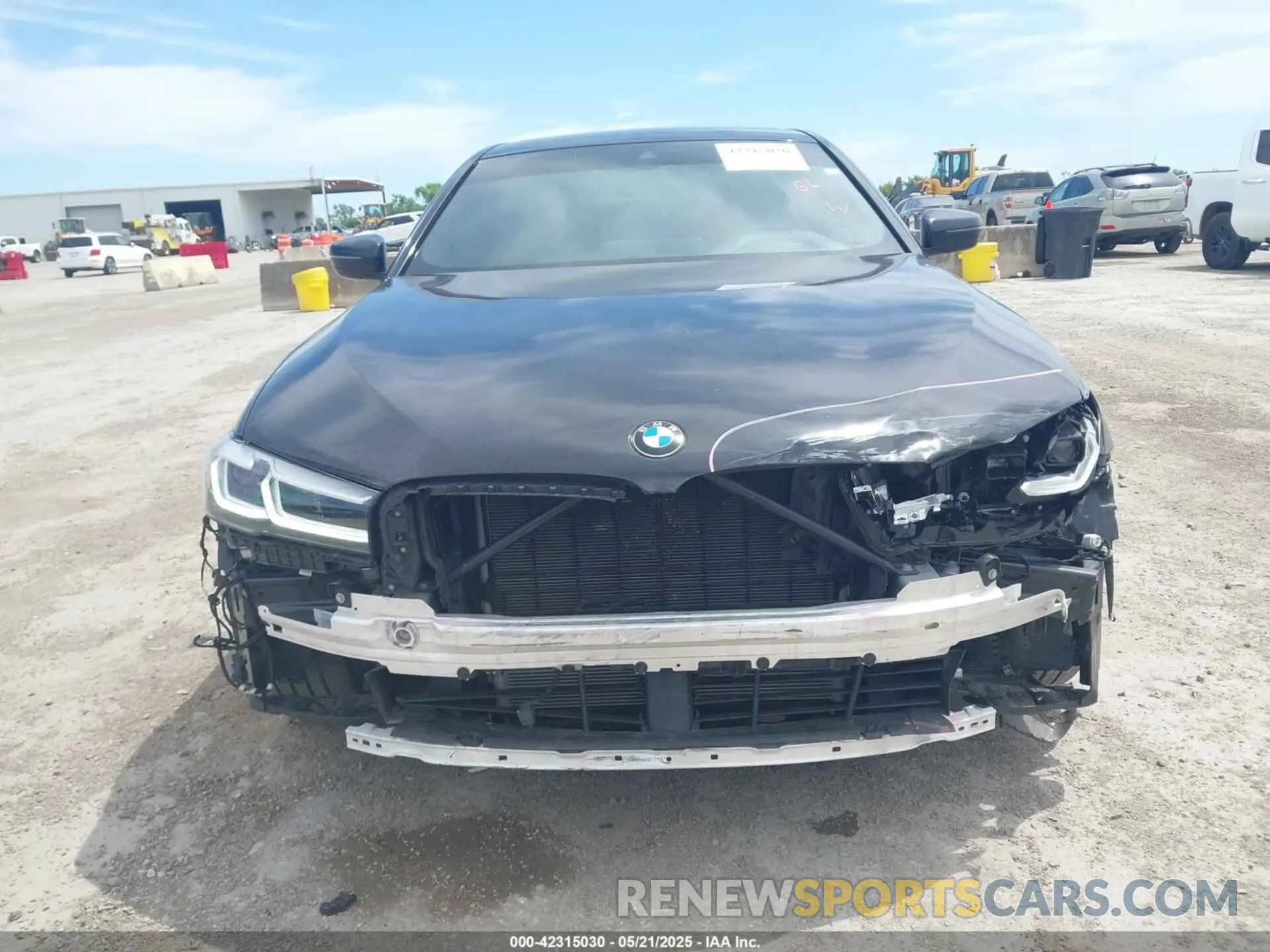 6 Photograph of a damaged car WBA53BH09MWX27909 BMW 530I 2021