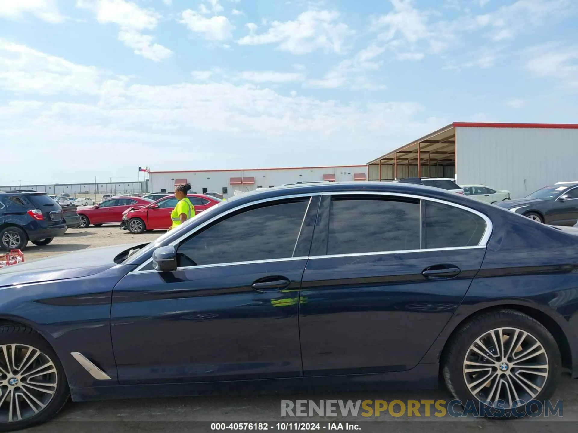 14 Photograph of a damaged car WBAJS3C03LCE00617 BMW 540 2020