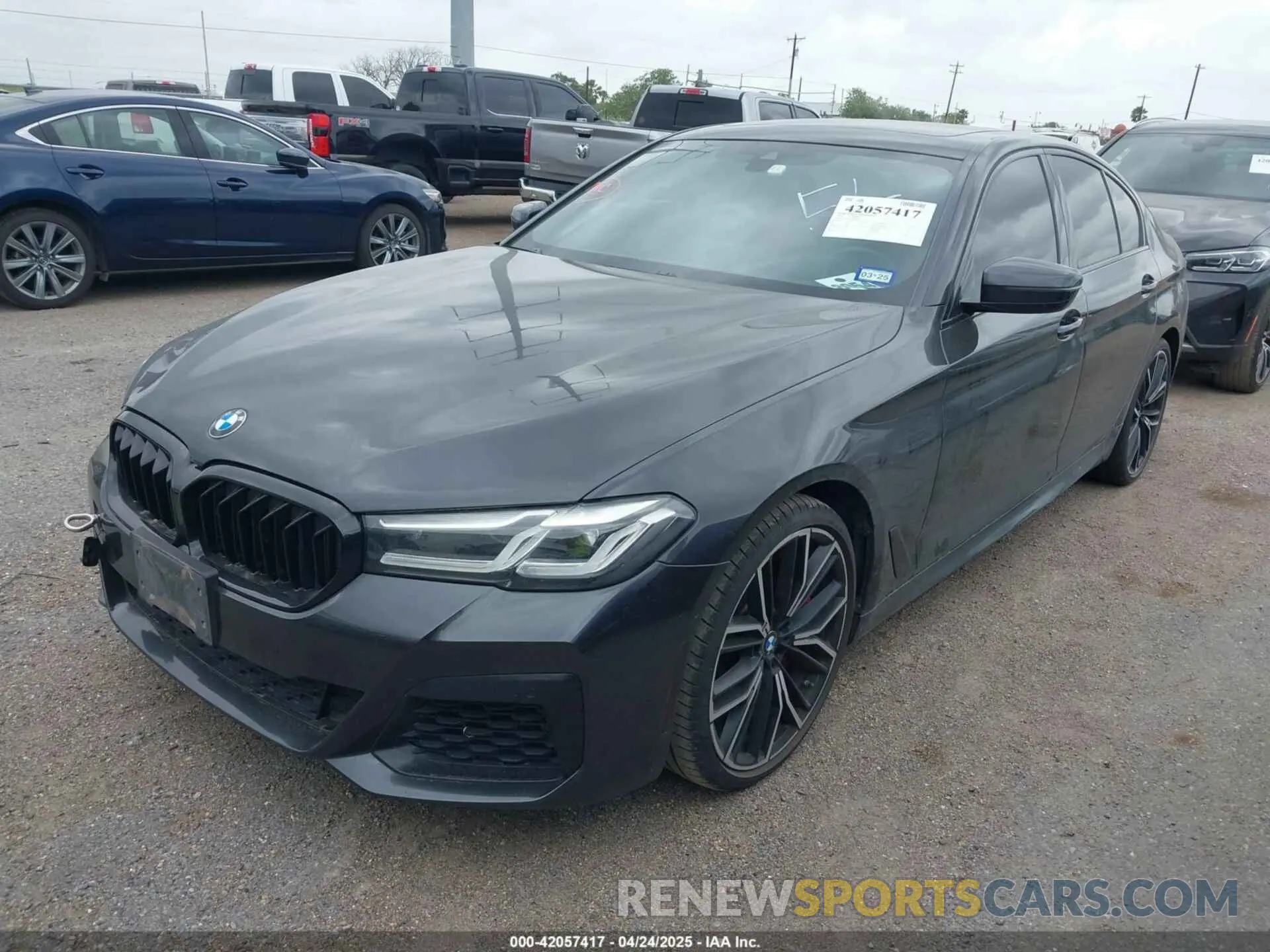 2 Photograph of a damaged car WBA53BJ04NCH66732 BMW 540 2022