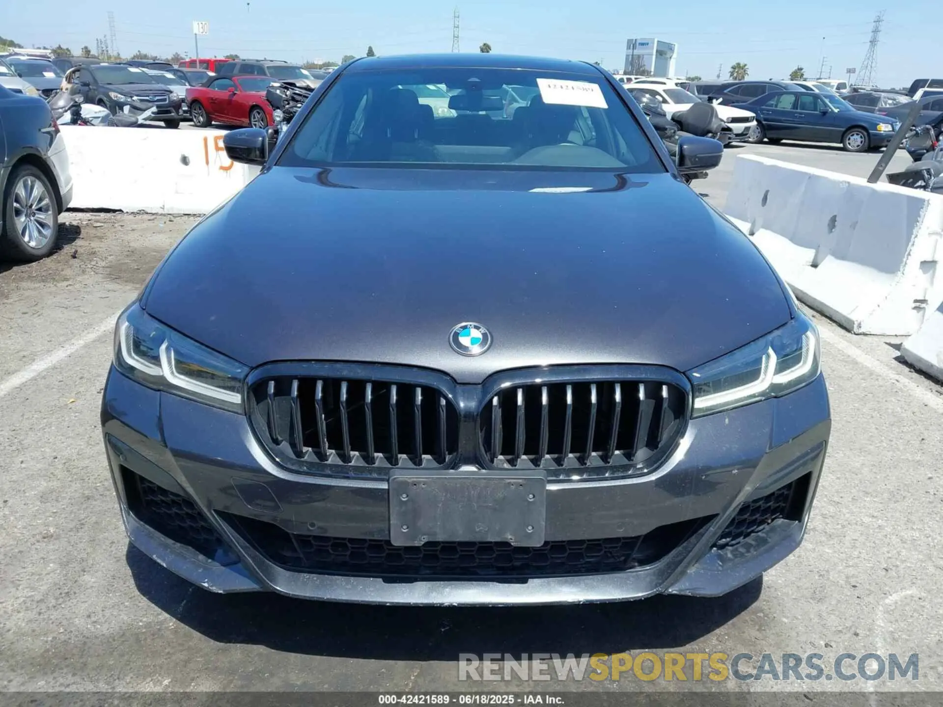 12 Photograph of a damaged car WBA53BJ00PWX97460 BMW 540 2023