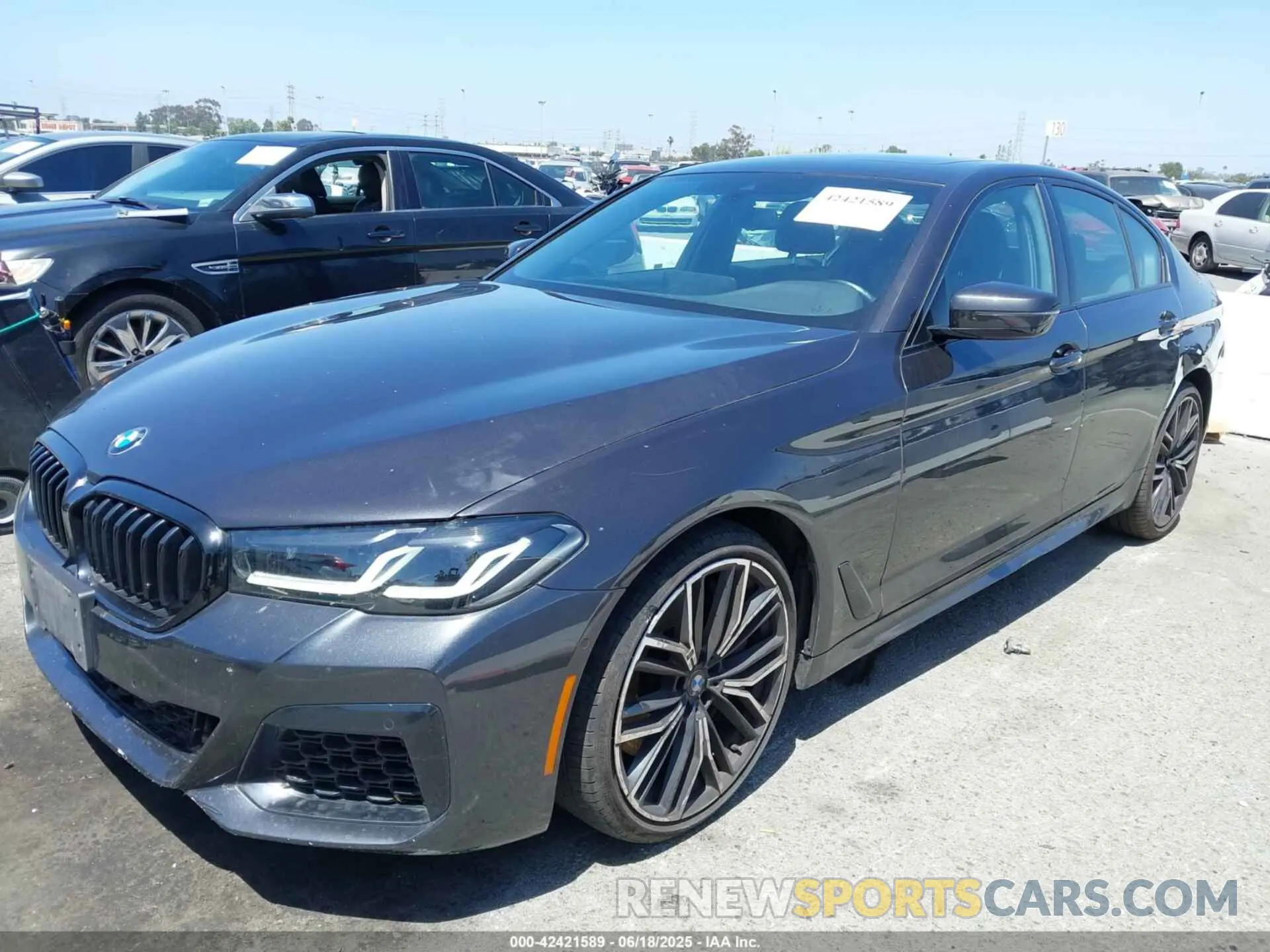 2 Photograph of a damaged car WBA53BJ00PWX97460 BMW 540 2023