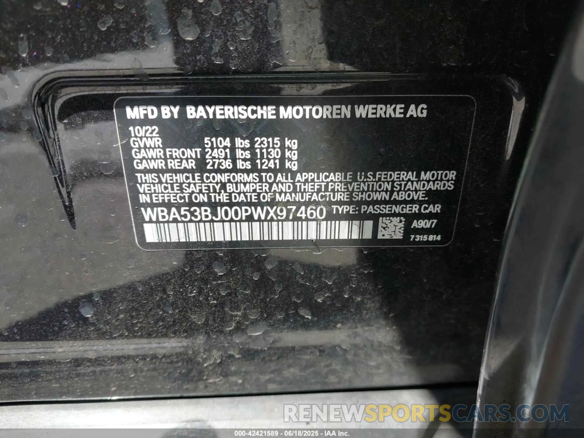 9 Photograph of a damaged car WBA53BJ00PWX97460 BMW 540 2023