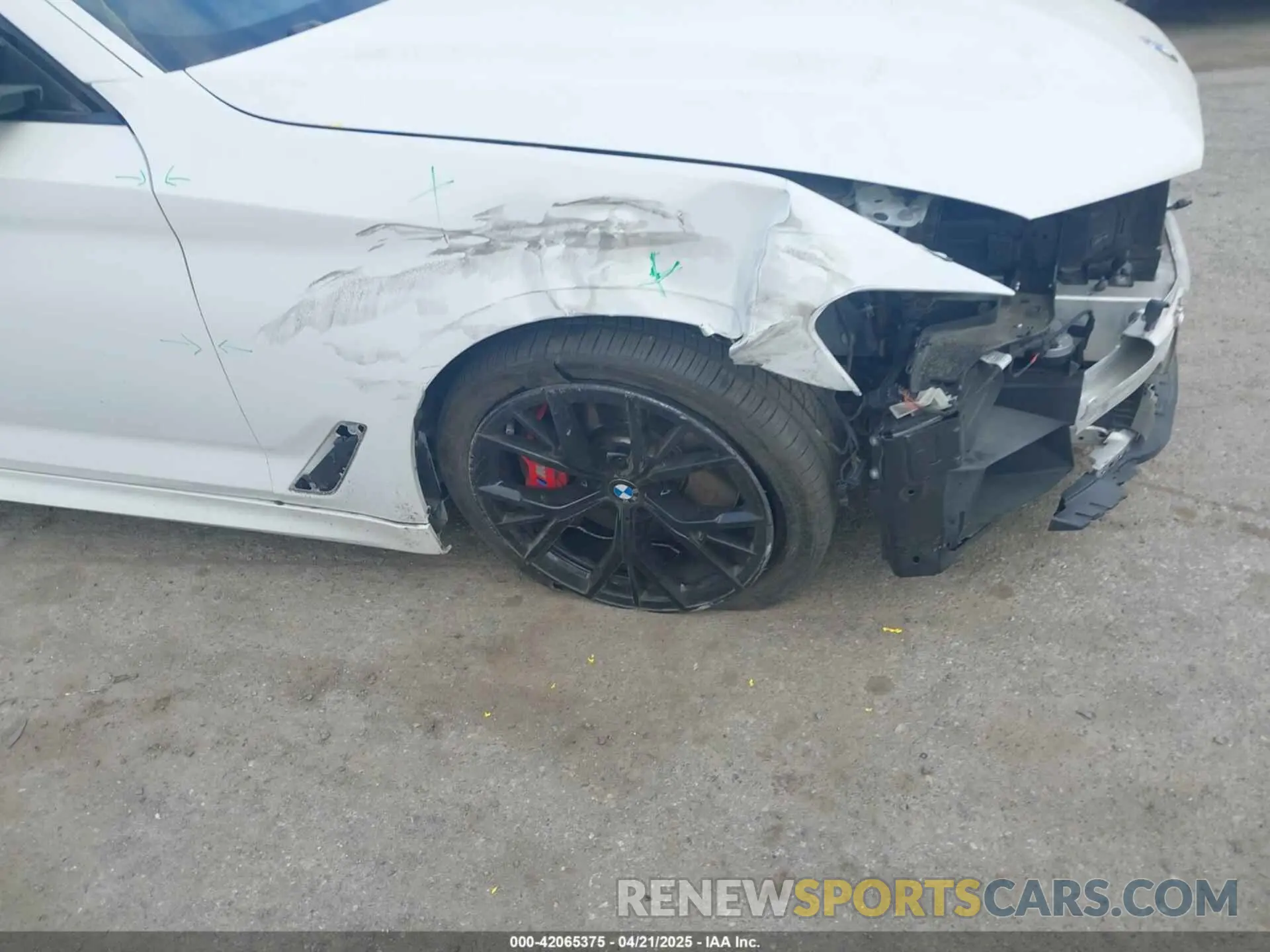 6 Photograph of a damaged car WBA73BJ07PWX98985 BMW 540 2023