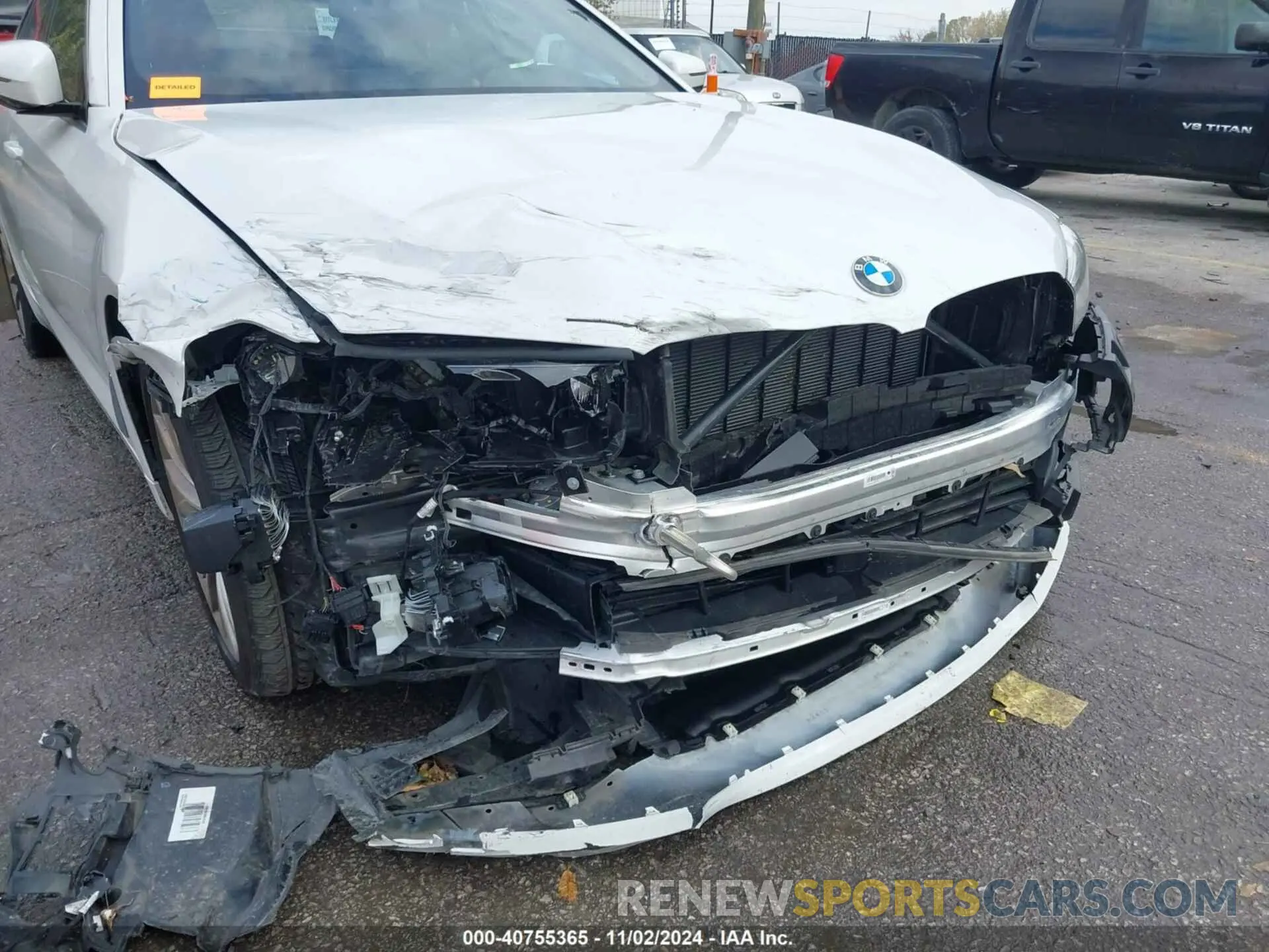 6 Photograph of a damaged car WBA73BJ09PWY17343 BMW 540 2023