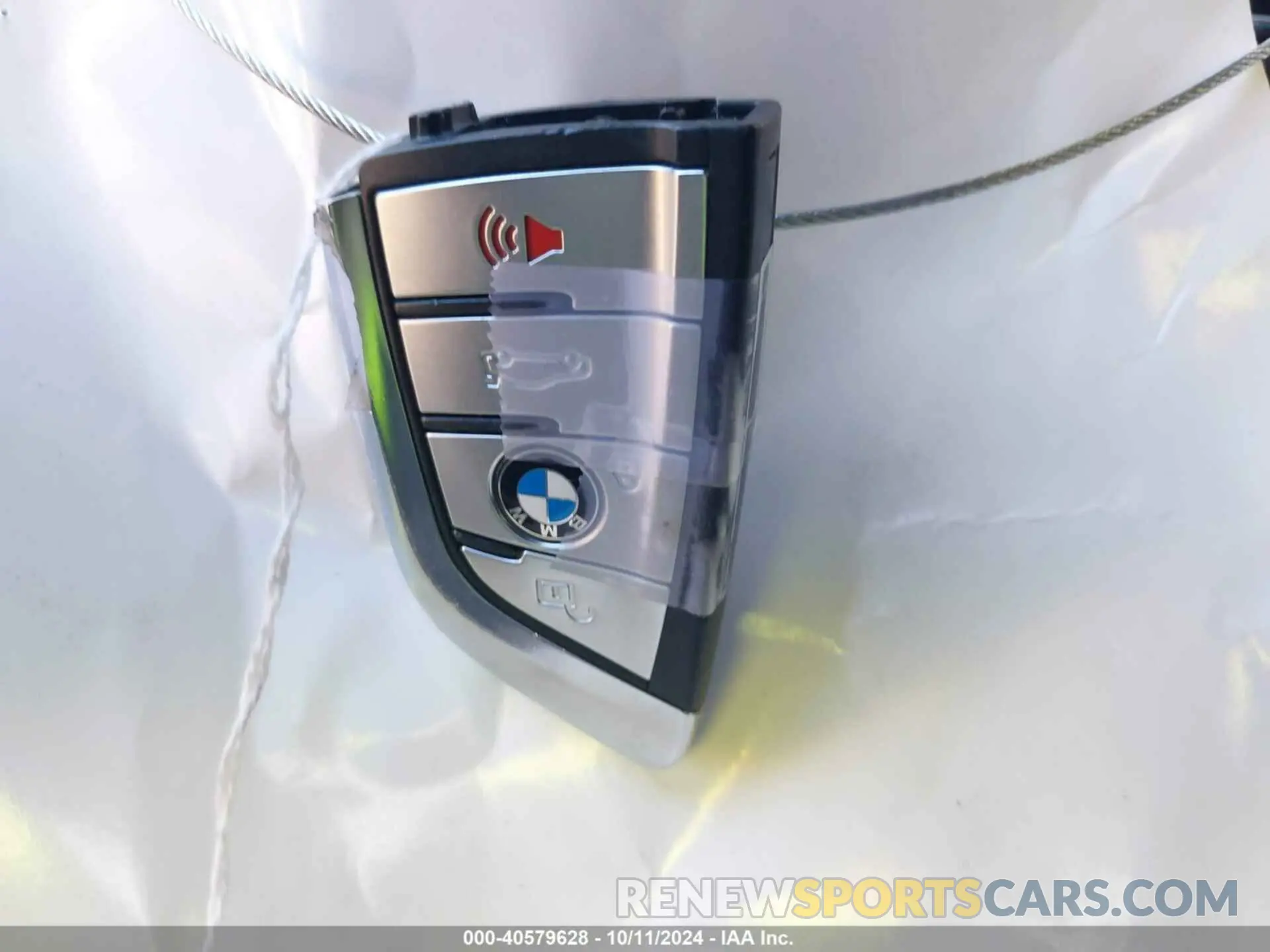 11 Photograph of a damaged car WBA73BJ0XPWX99886 BMW 540 2023
