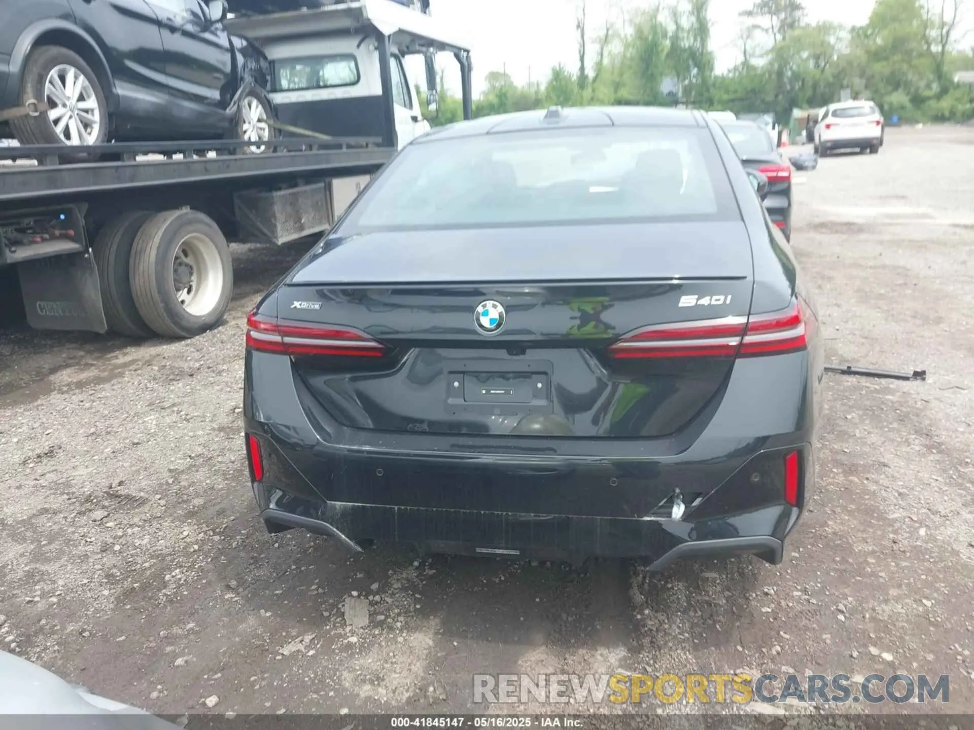 16 Photograph of a damaged car WBA63FJ08RCS61047 BMW 540 2024