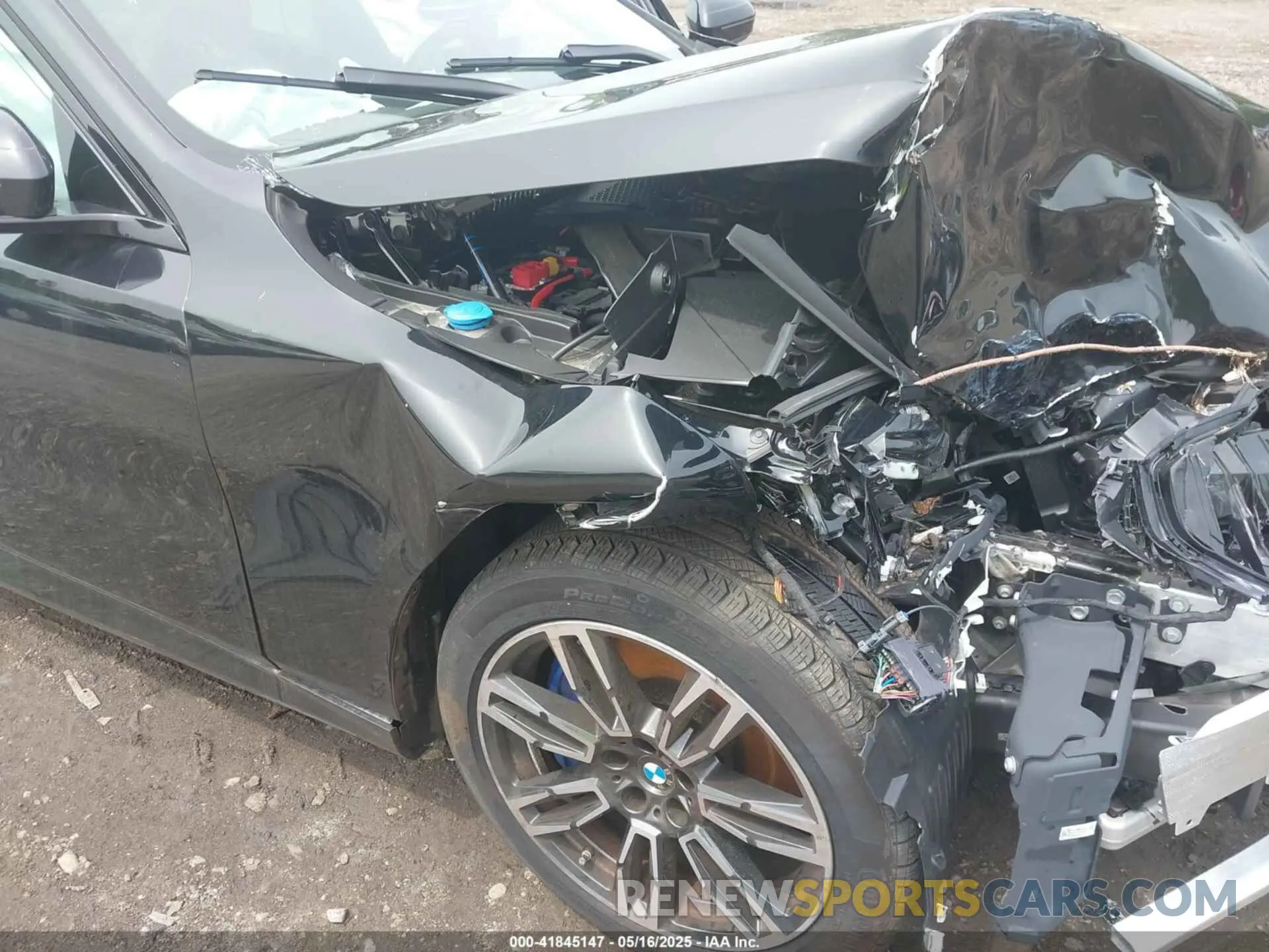 18 Photograph of a damaged car WBA63FJ08RCS61047 BMW 540 2024