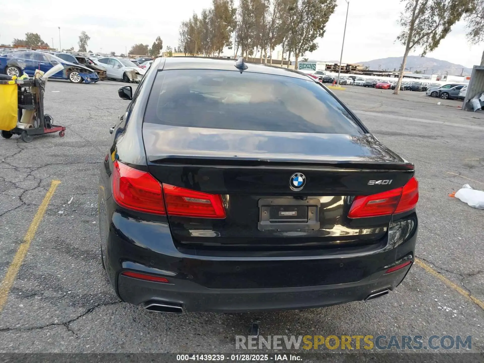 16 Photograph of a damaged car WBAJE5C54KBM76816 BMW 540I 2019