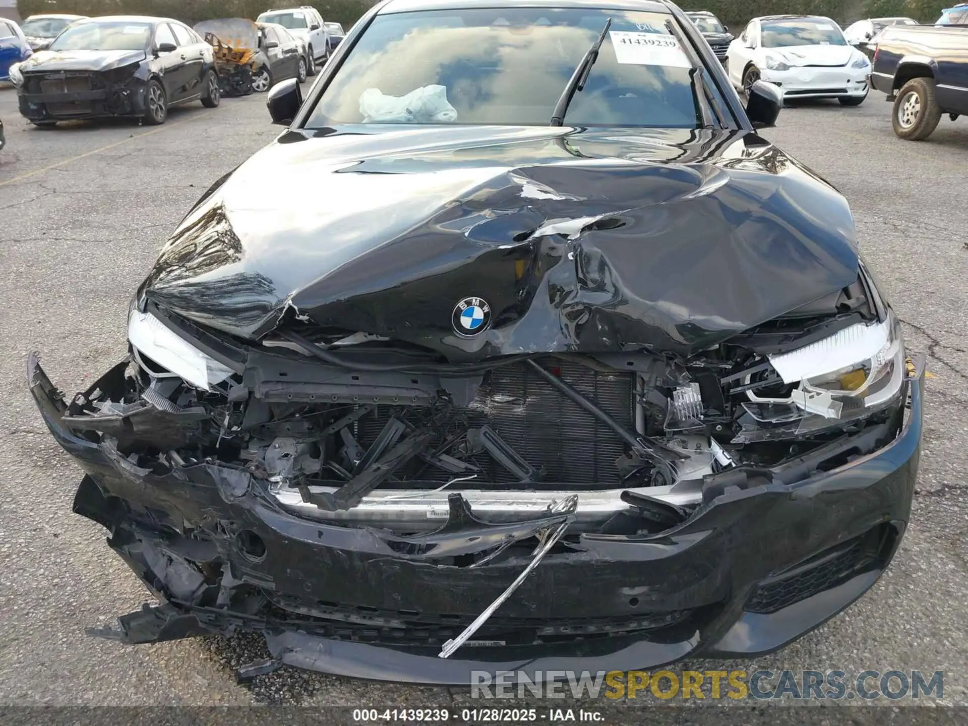 6 Photograph of a damaged car WBAJE5C54KBM76816 BMW 540I 2019