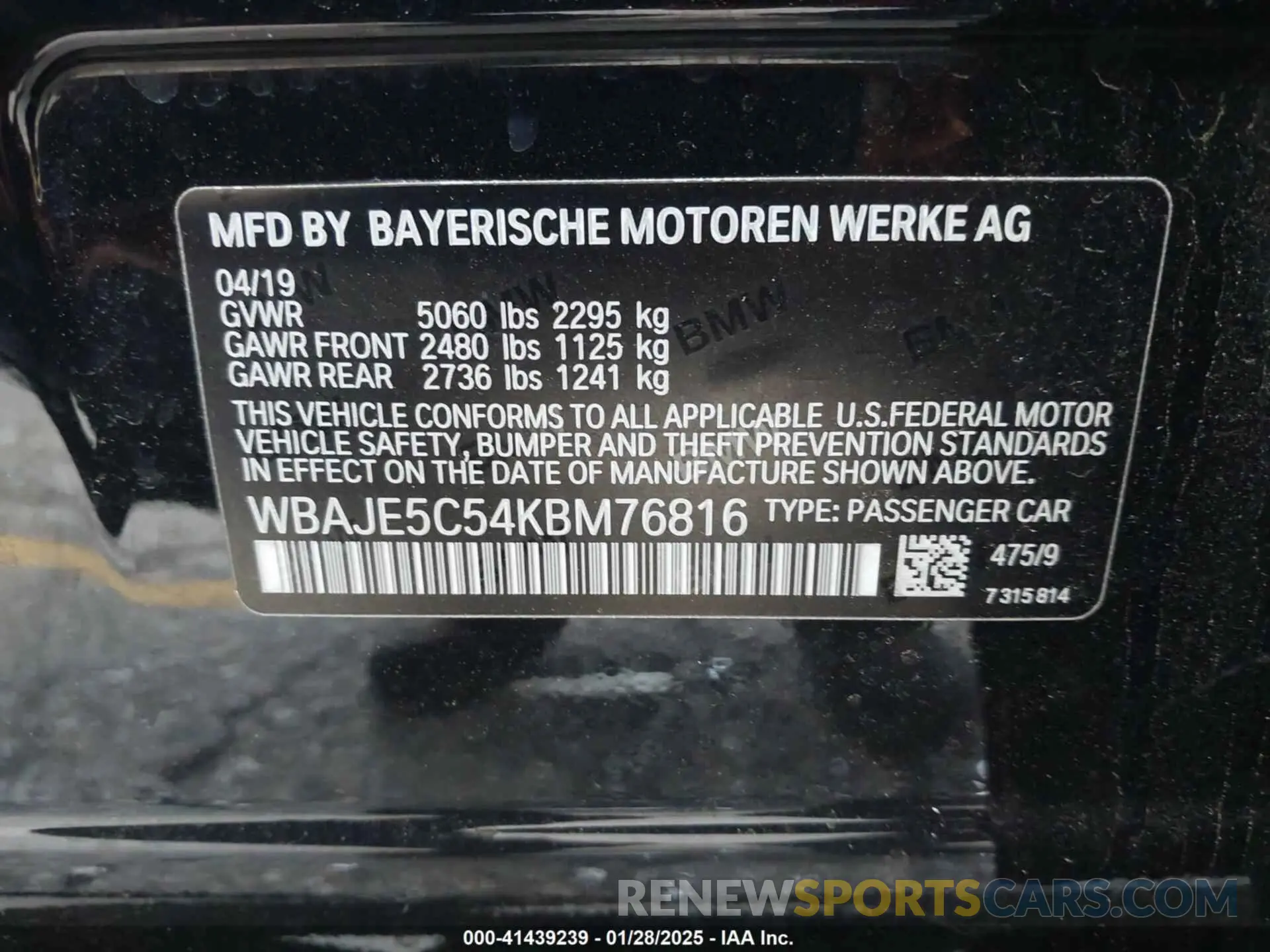 9 Photograph of a damaged car WBAJE5C54KBM76816 BMW 540I 2019