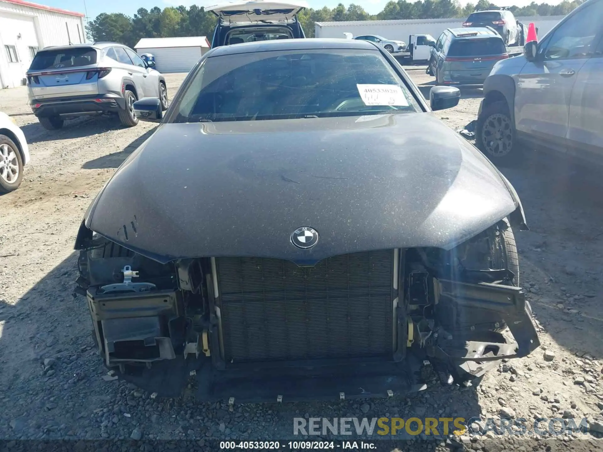 13 Photograph of a damaged car WBAJE5C55KG919364 BMW 540I 2019