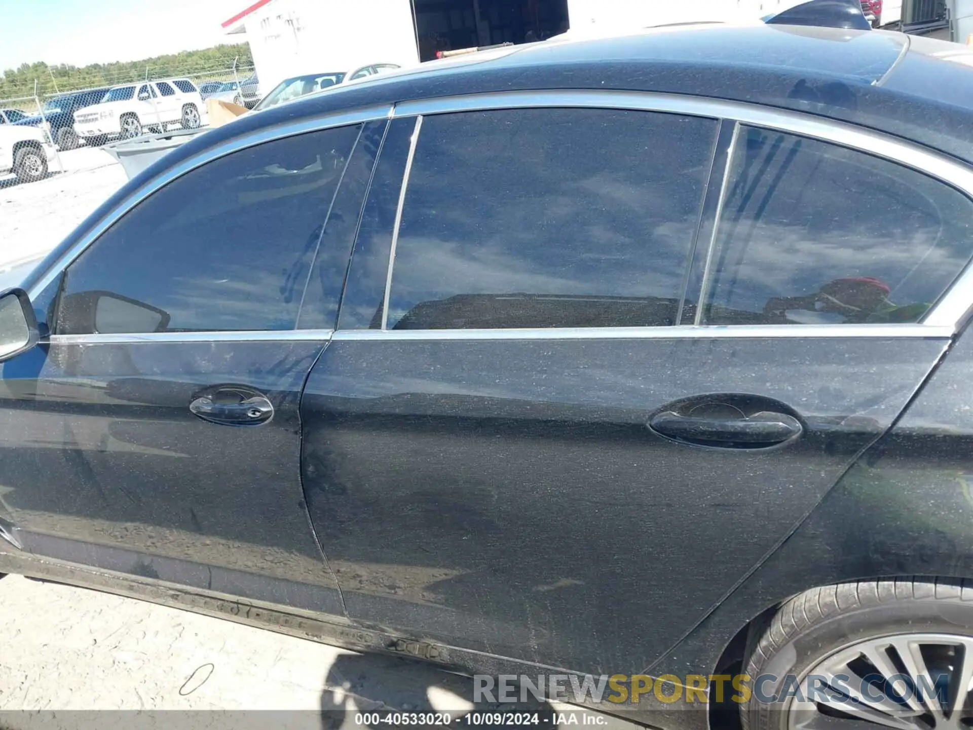 15 Photograph of a damaged car WBAJE5C55KG919364 BMW 540I 2019