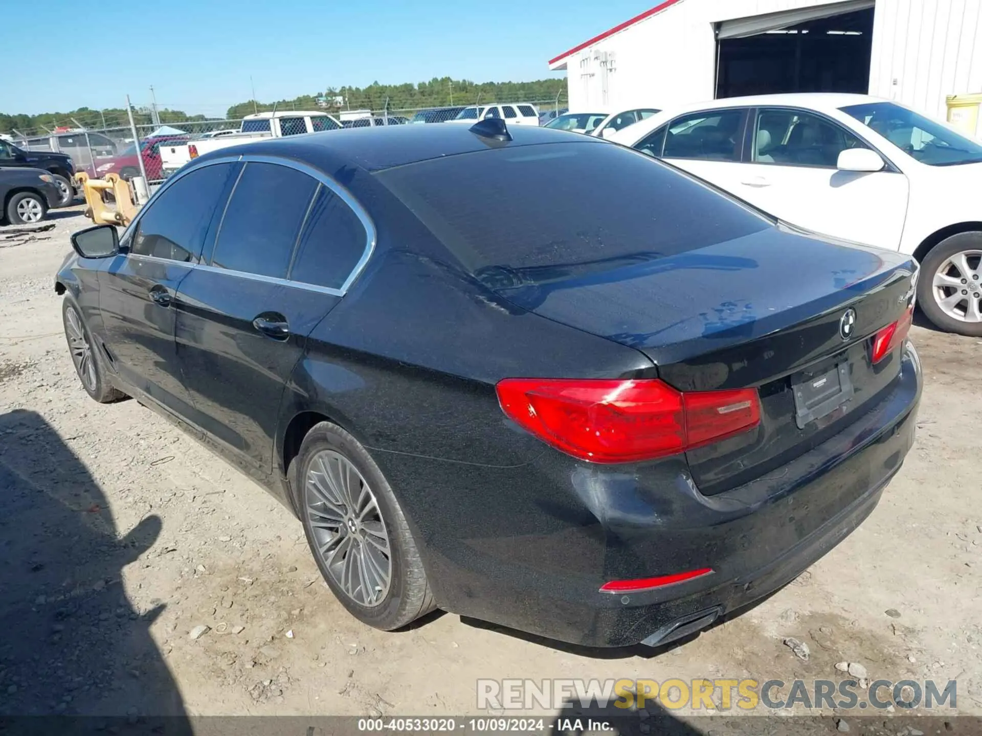 3 Photograph of a damaged car WBAJE5C55KG919364 BMW 540I 2019