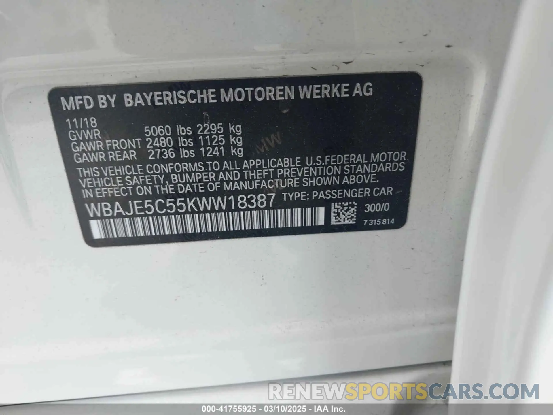9 Photograph of a damaged car WBAJE5C55KWW18387 BMW 540I 2019