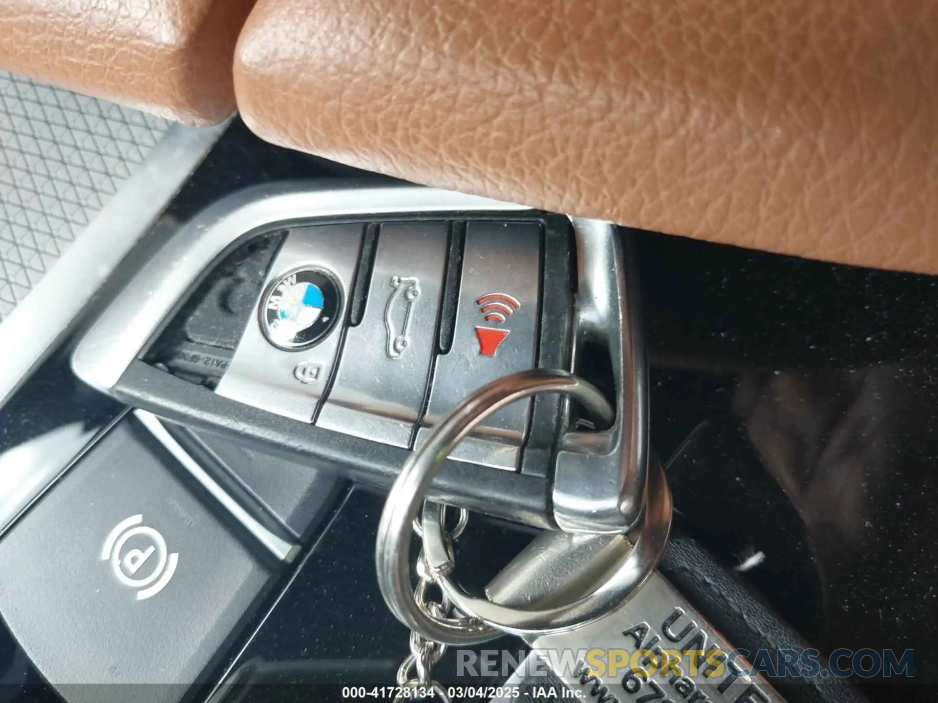 11 Photograph of a damaged car WBAJE5C57KWW11389 BMW 540I 2019