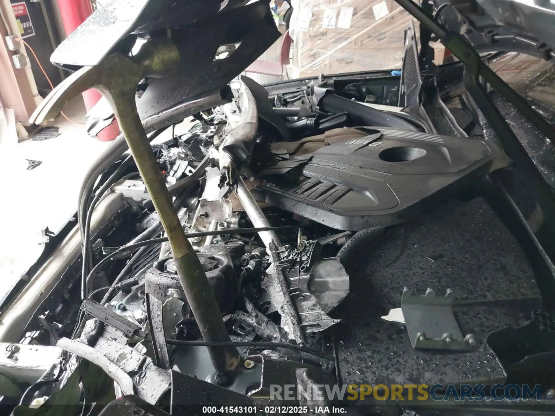 10 Photograph of a damaged car WBAJE5C57KWW12641 BMW 540I 2019