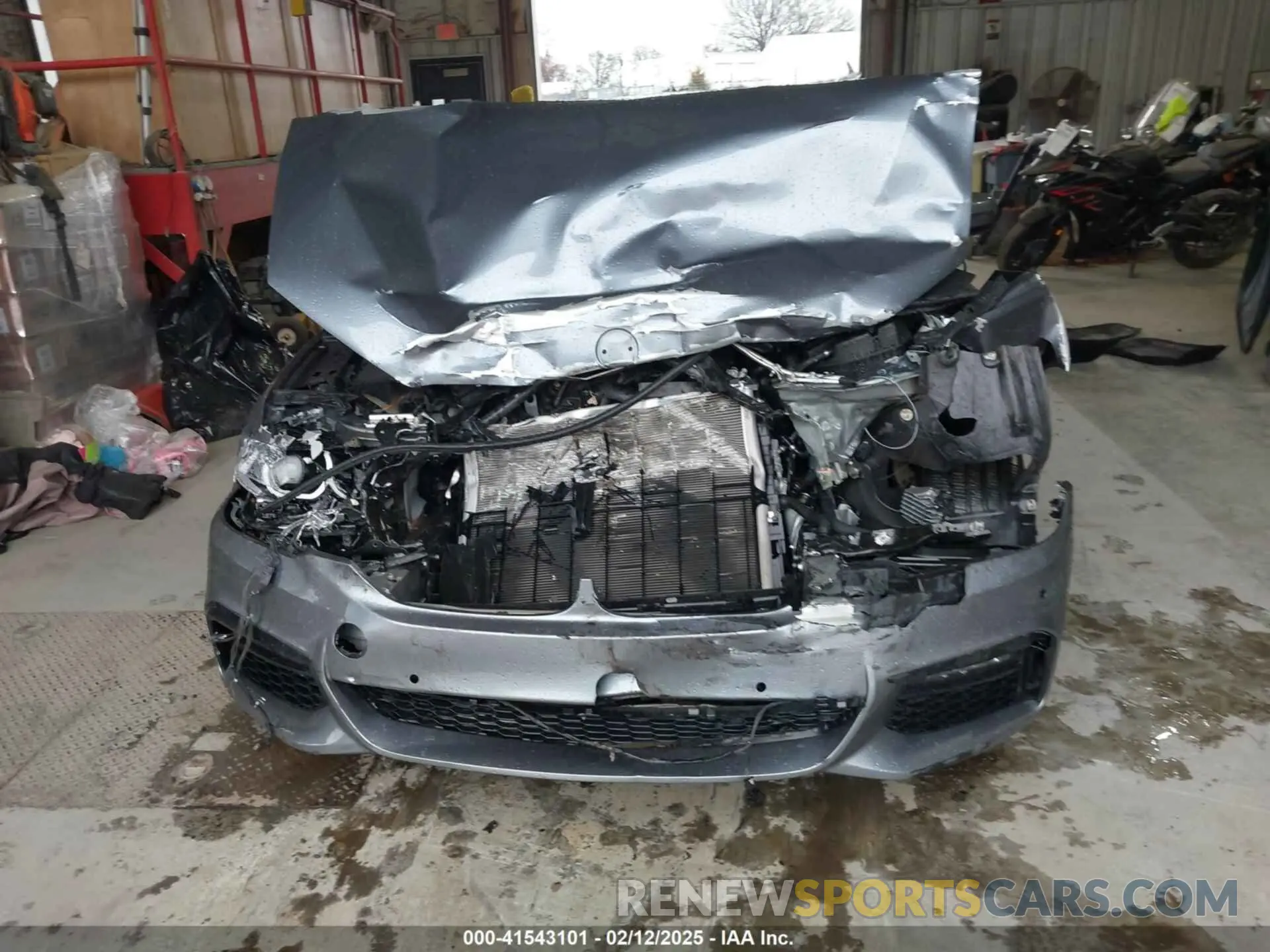 11 Photograph of a damaged car WBAJE5C57KWW12641 BMW 540I 2019