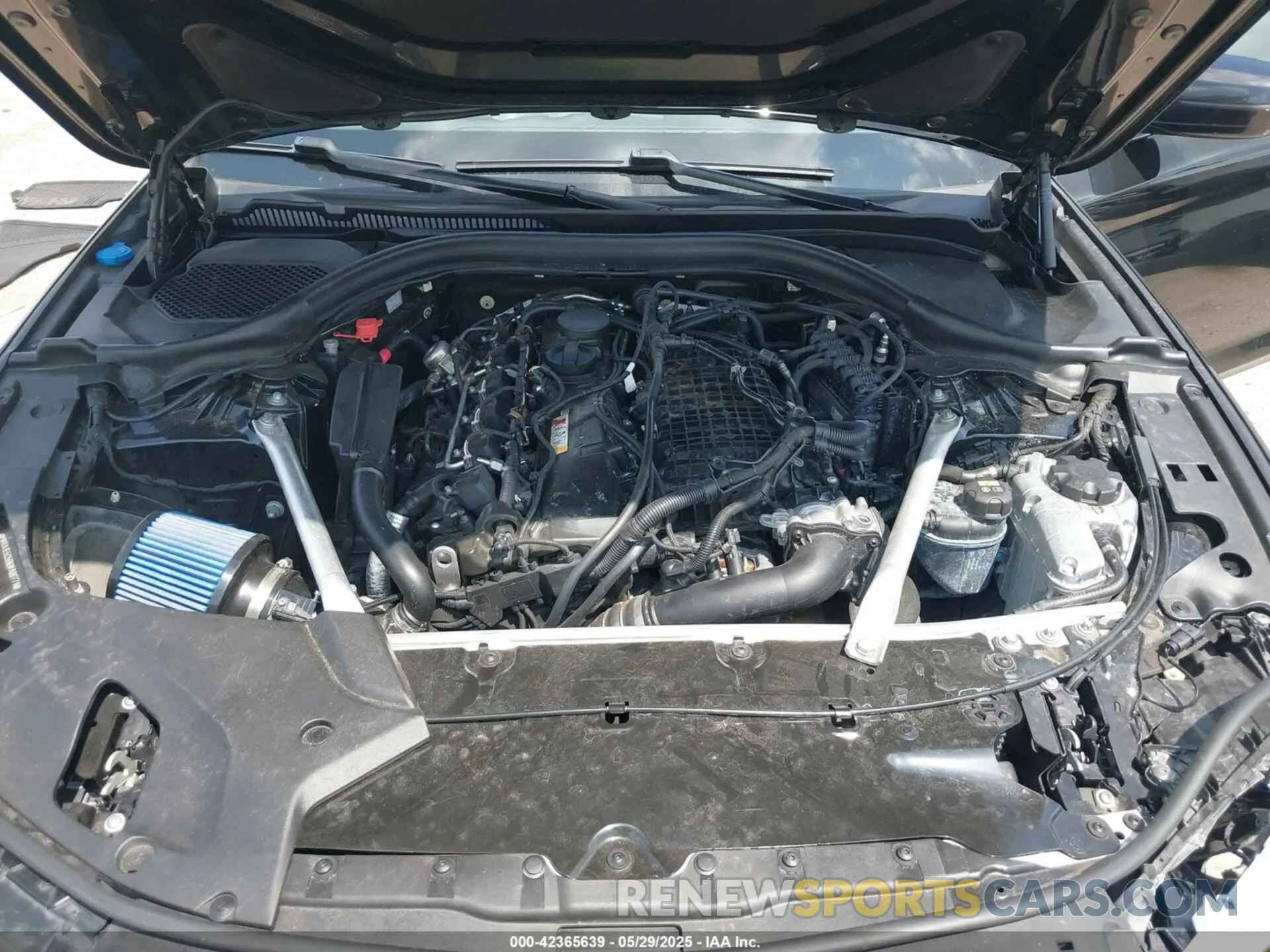 10 Photograph of a damaged car WBAJE5C58KWA98771 BMW 540I 2019