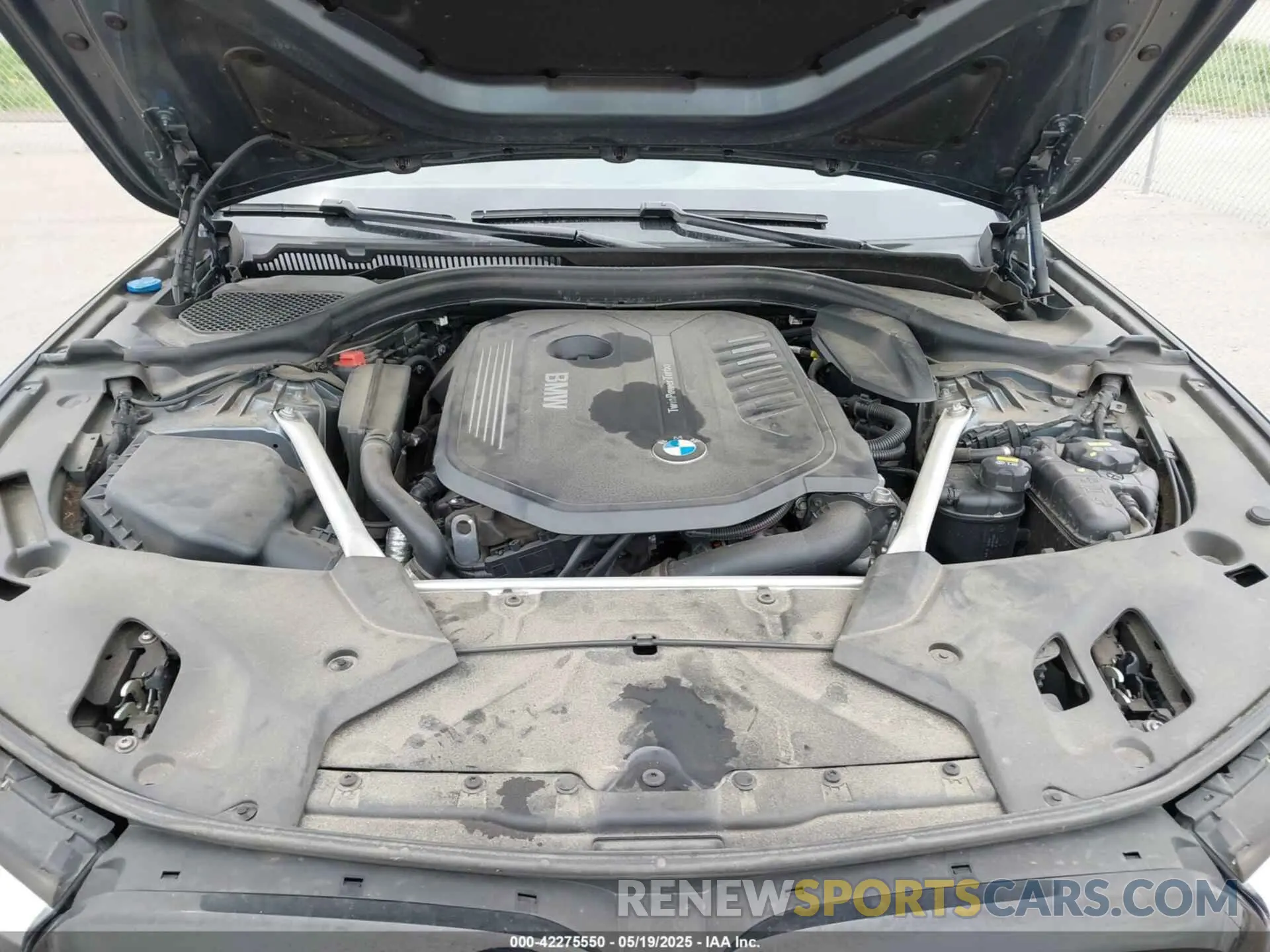10 Photograph of a damaged car WBAJE7C52KWW00201 BMW 540I 2019