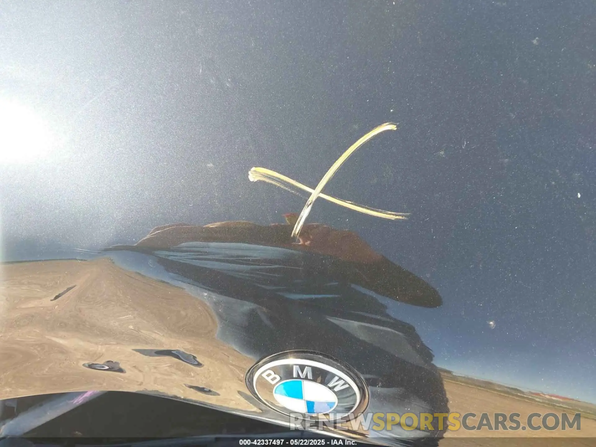 10 Photograph of a damaged car WBAJE7C52KWW10002 BMW 540I 2019