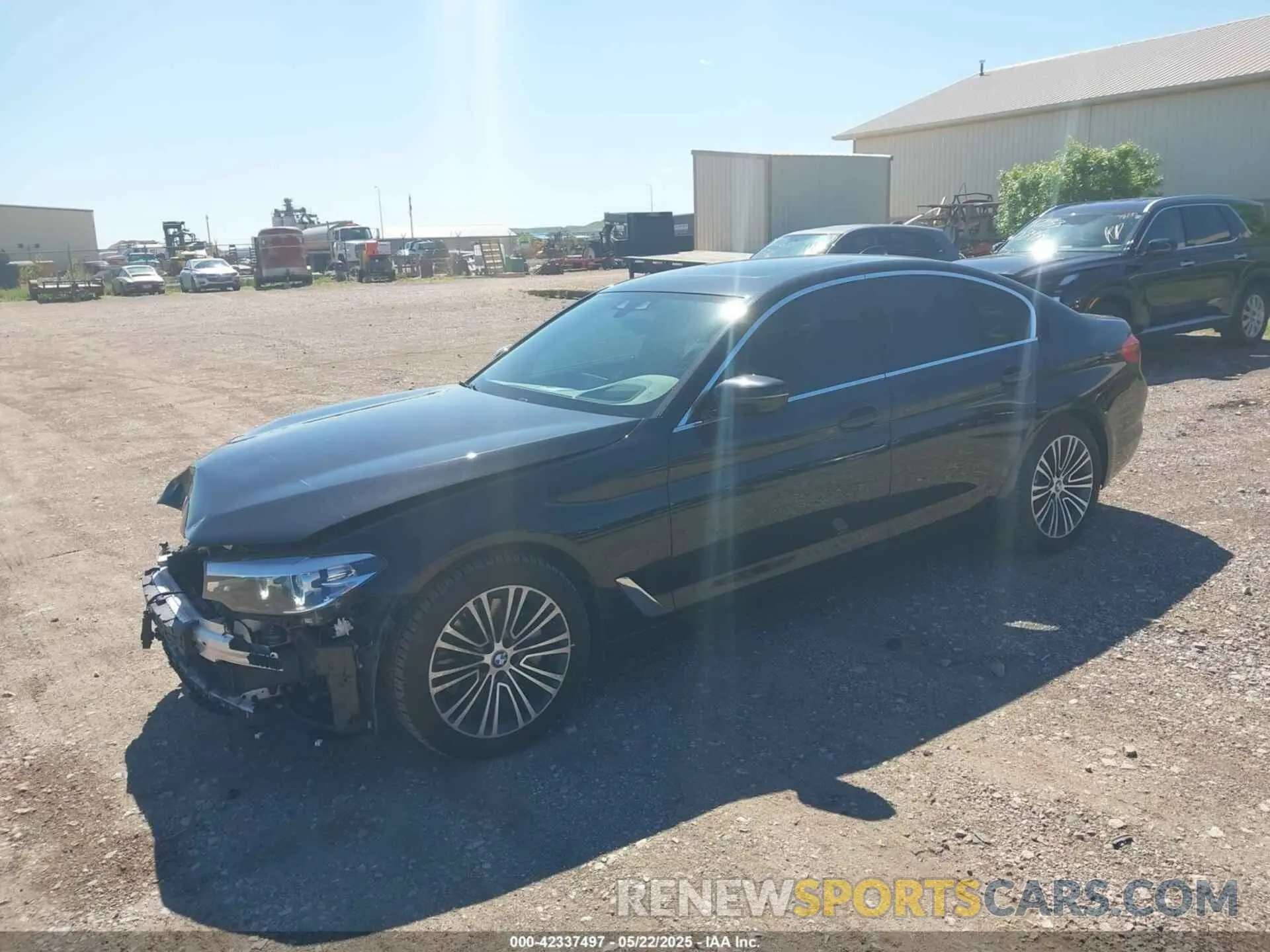 2 Photograph of a damaged car WBAJE7C52KWW10002 BMW 540I 2019