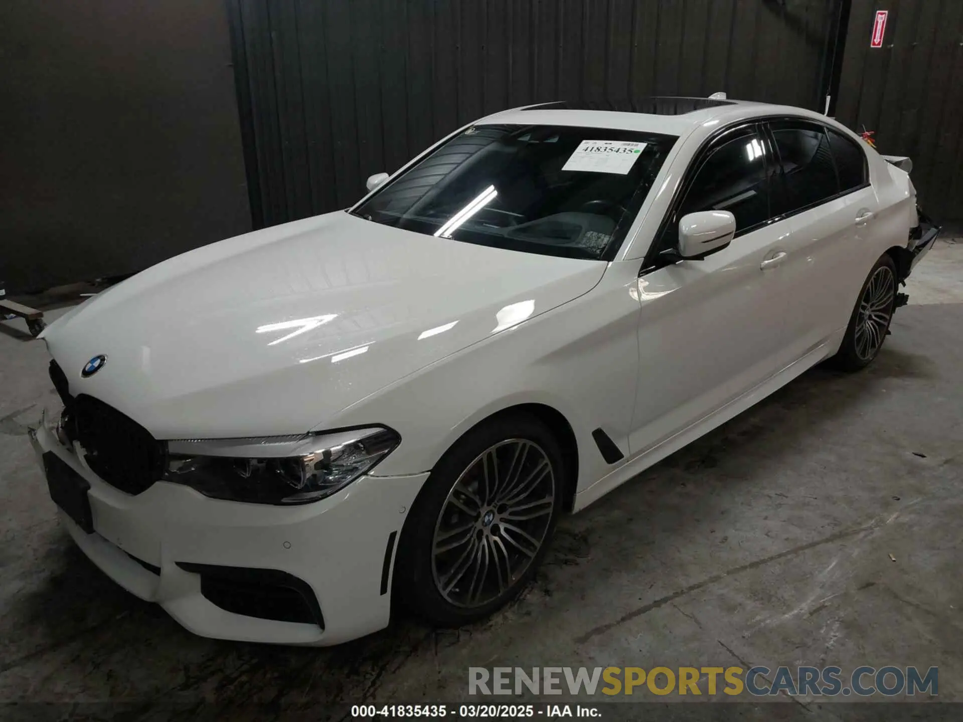 2 Photograph of a damaged car WBAJE7C55KWW19065 BMW 540I 2019