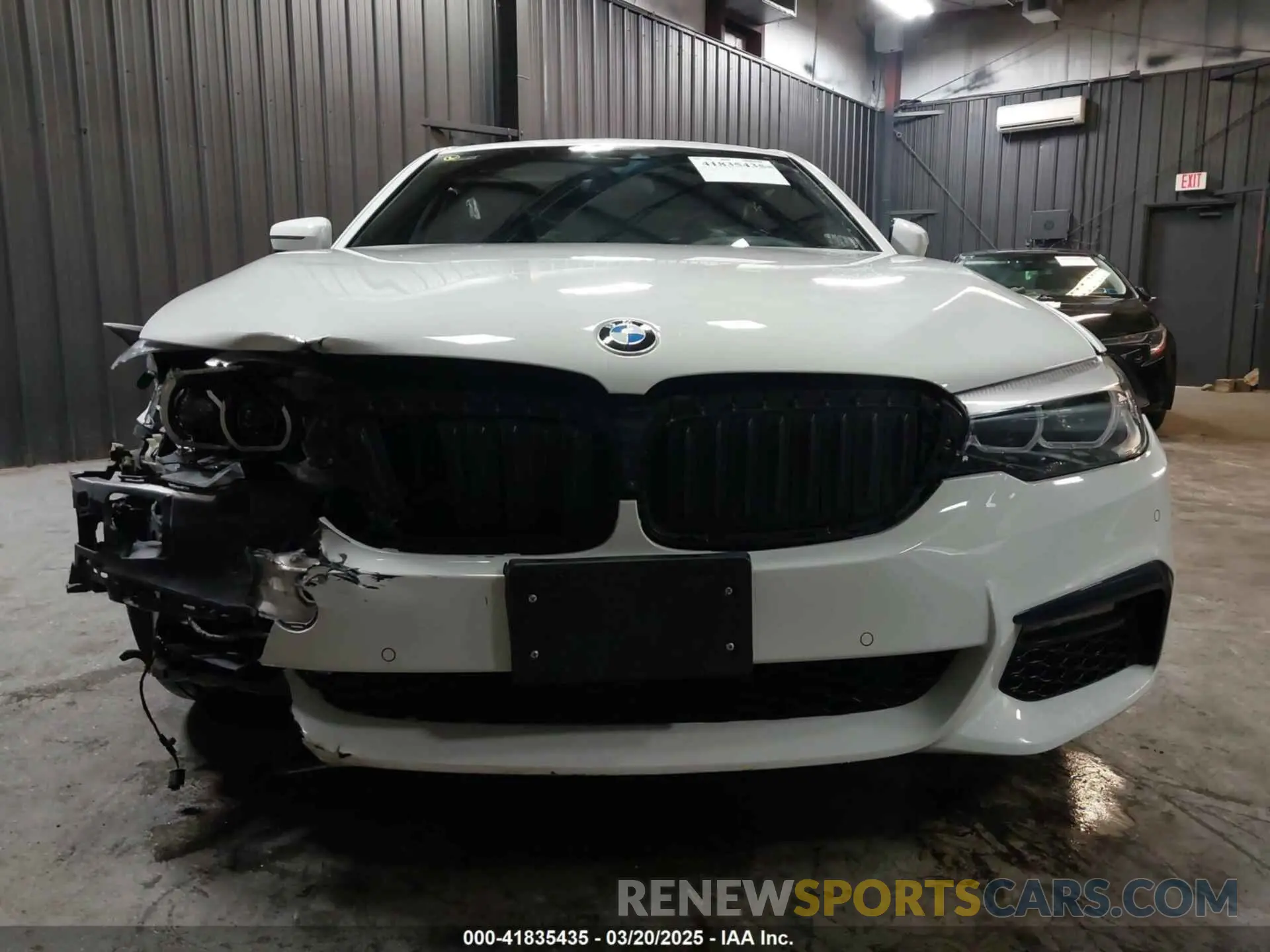 6 Photograph of a damaged car WBAJE7C55KWW19065 BMW 540I 2019