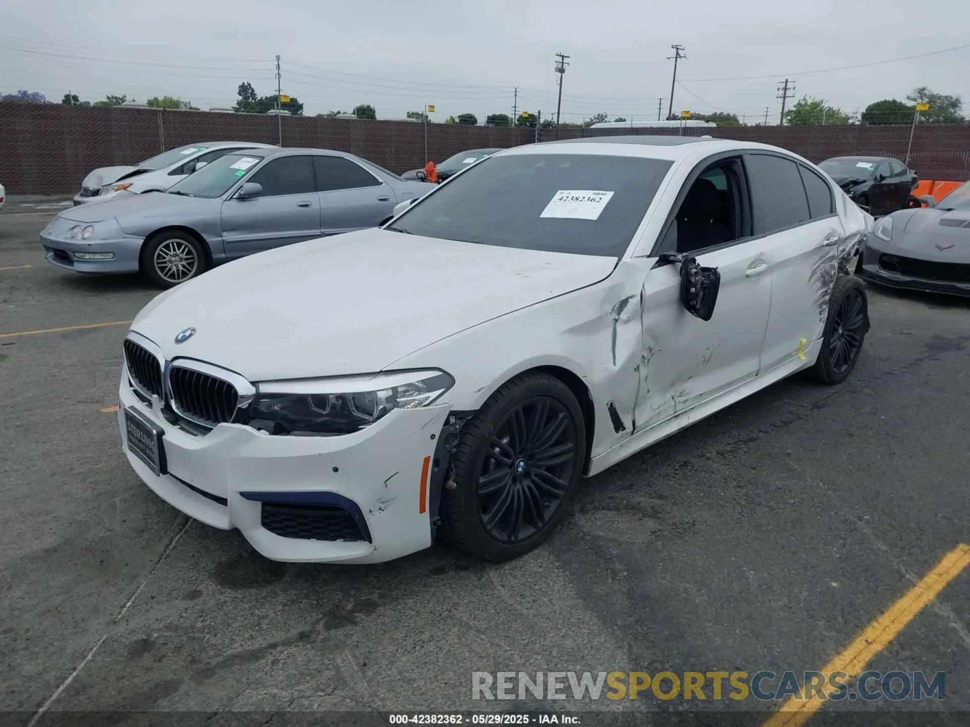 2 Photograph of a damaged car WBAJE7C55KWW43530 BMW 540I 2019
