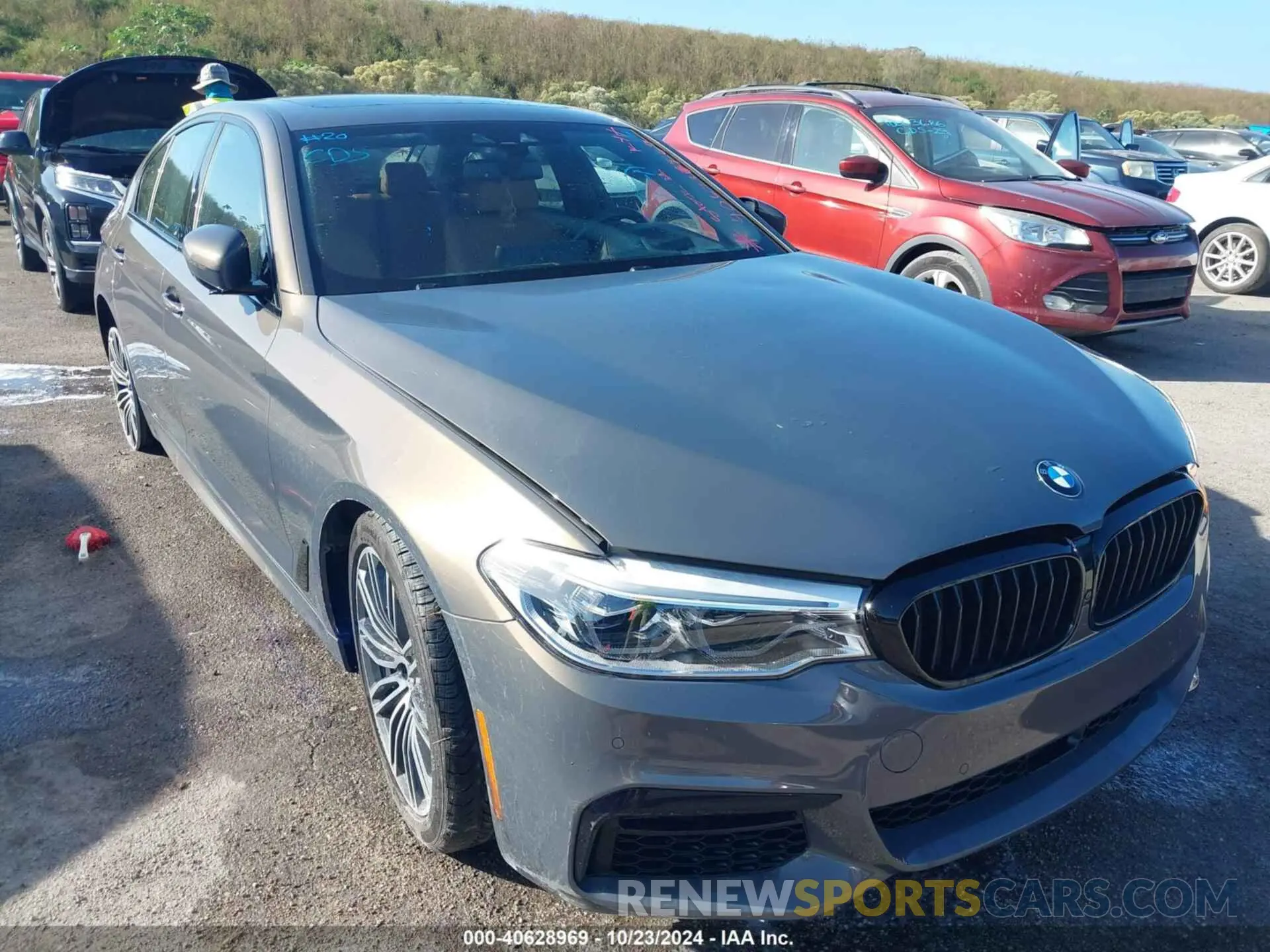 1 Photograph of a damaged car WBAJE7C58KG892575 BMW 540I 2019