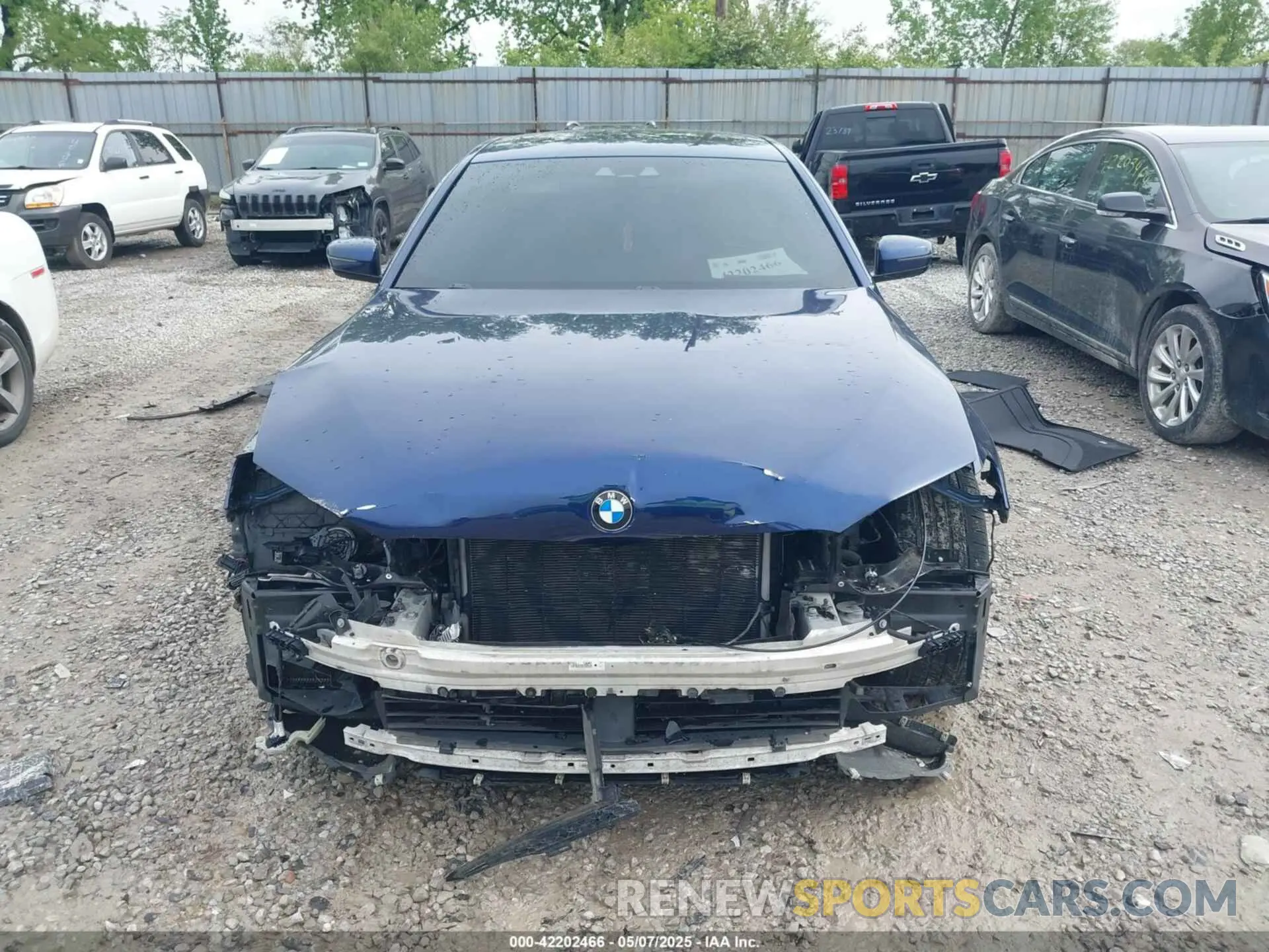 13 Photograph of a damaged car WBAJE7C58KWW16483 BMW 540I 2019
