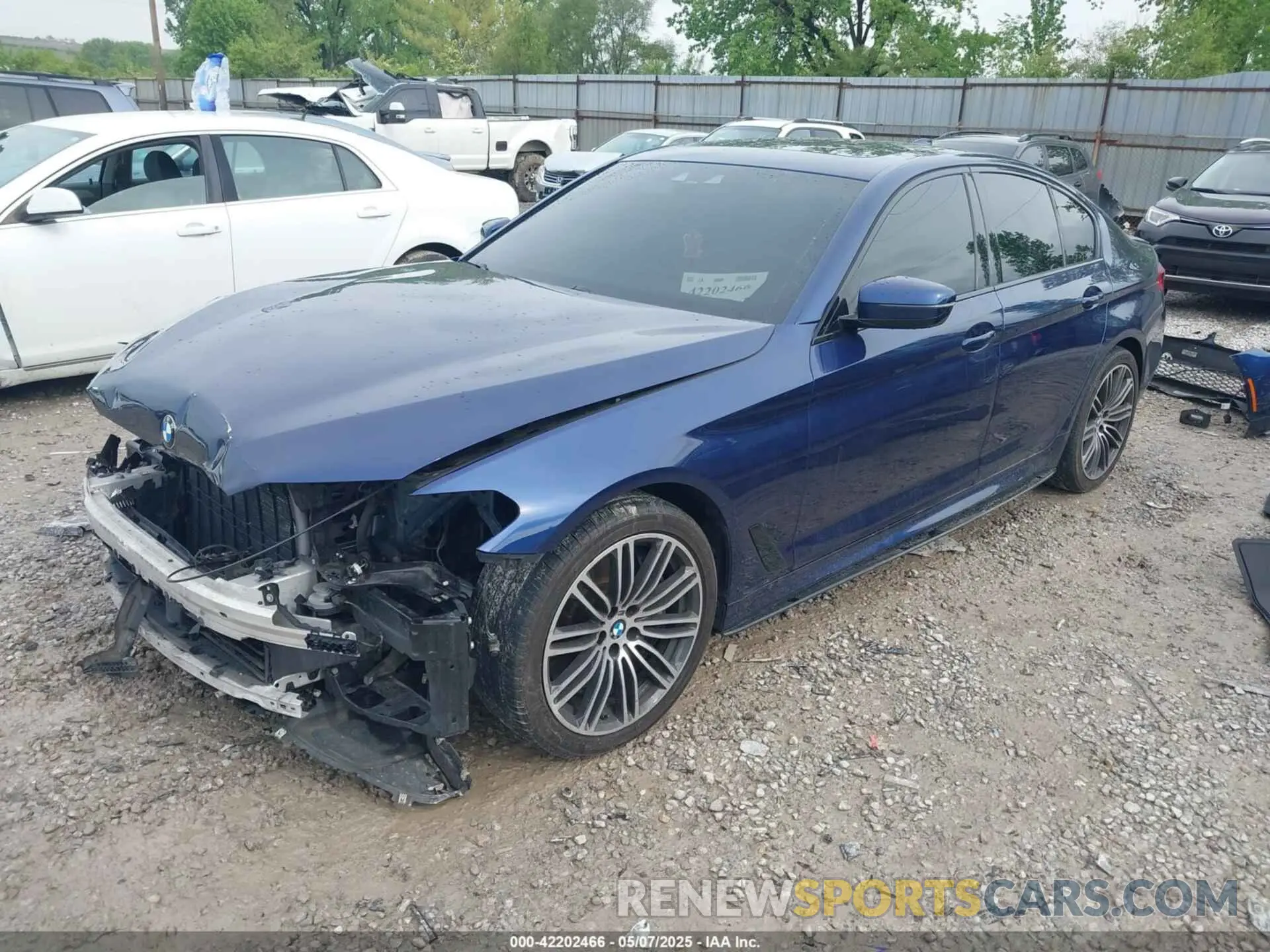 2 Photograph of a damaged car WBAJE7C58KWW16483 BMW 540I 2019