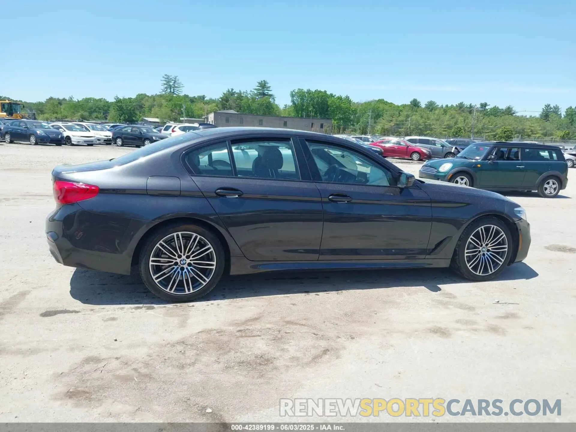 13 Photograph of a damaged car WBAJE7C59KWW18453 BMW 540I 2019