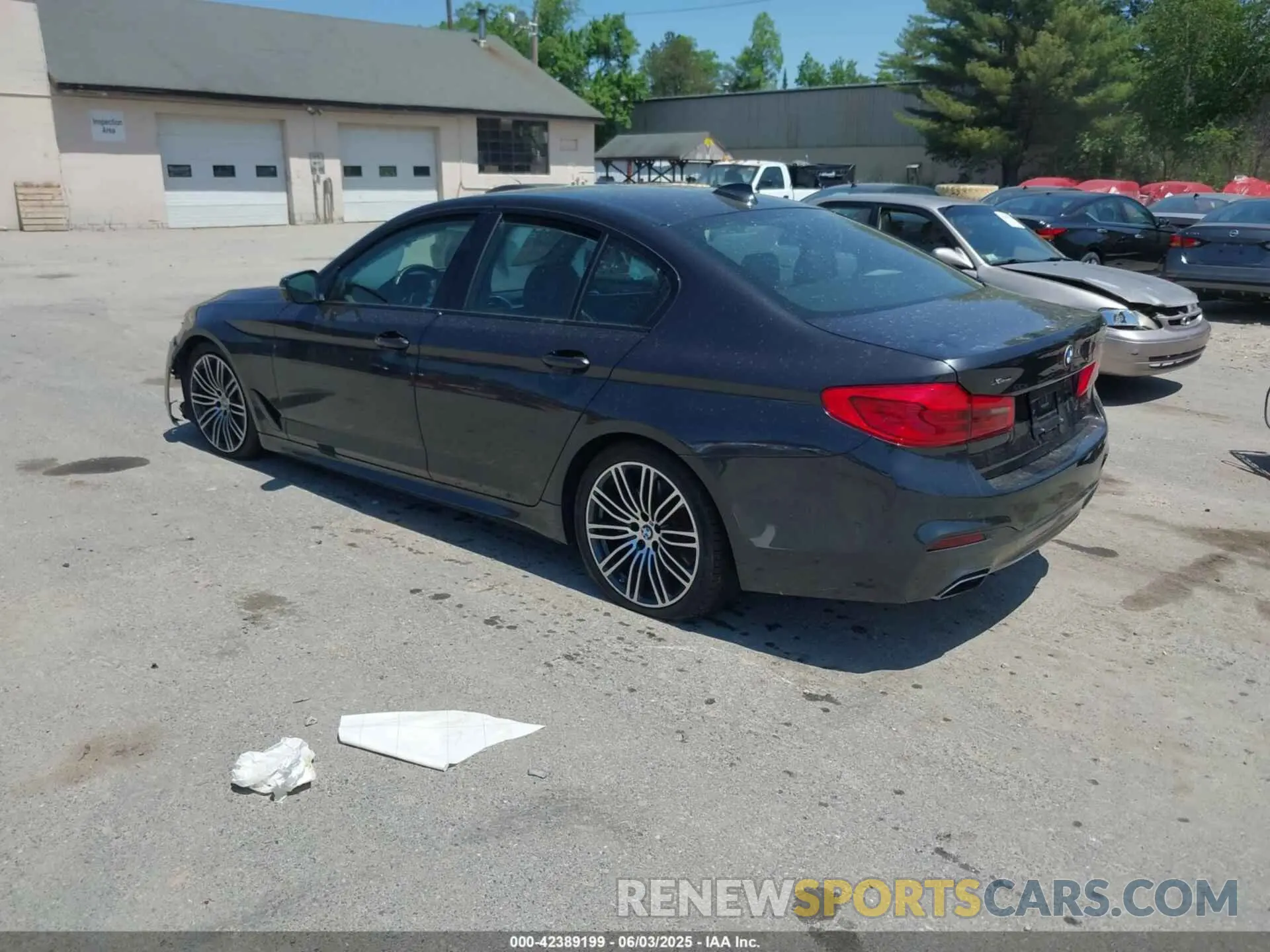 3 Photograph of a damaged car WBAJE7C59KWW18453 BMW 540I 2019