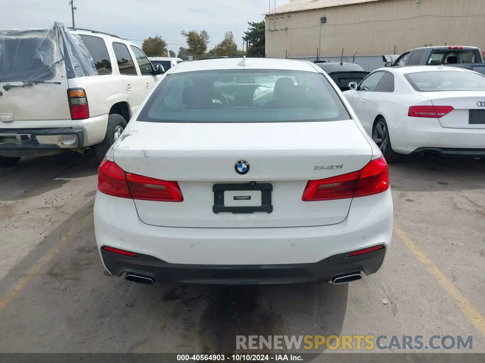 15 Photograph of a damaged car WBAJS1C06LCD74115 BMW 540I 2020