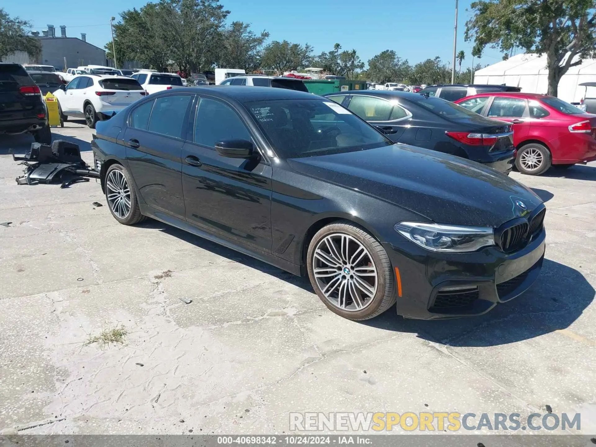 1 Photograph of a damaged car WBAJS1C08LCD17978 BMW 540I 2020