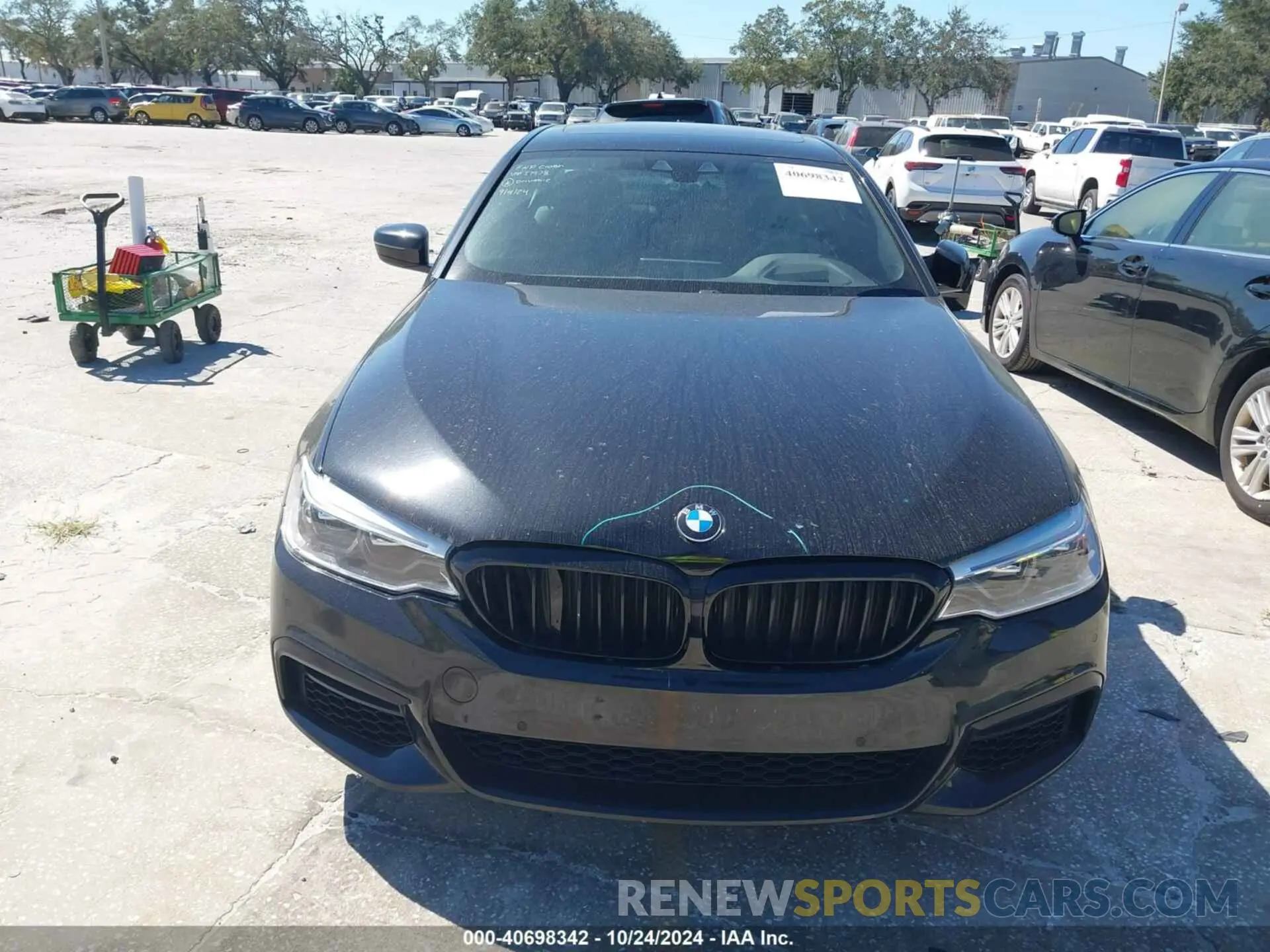 13 Photograph of a damaged car WBAJS1C08LCD17978 BMW 540I 2020