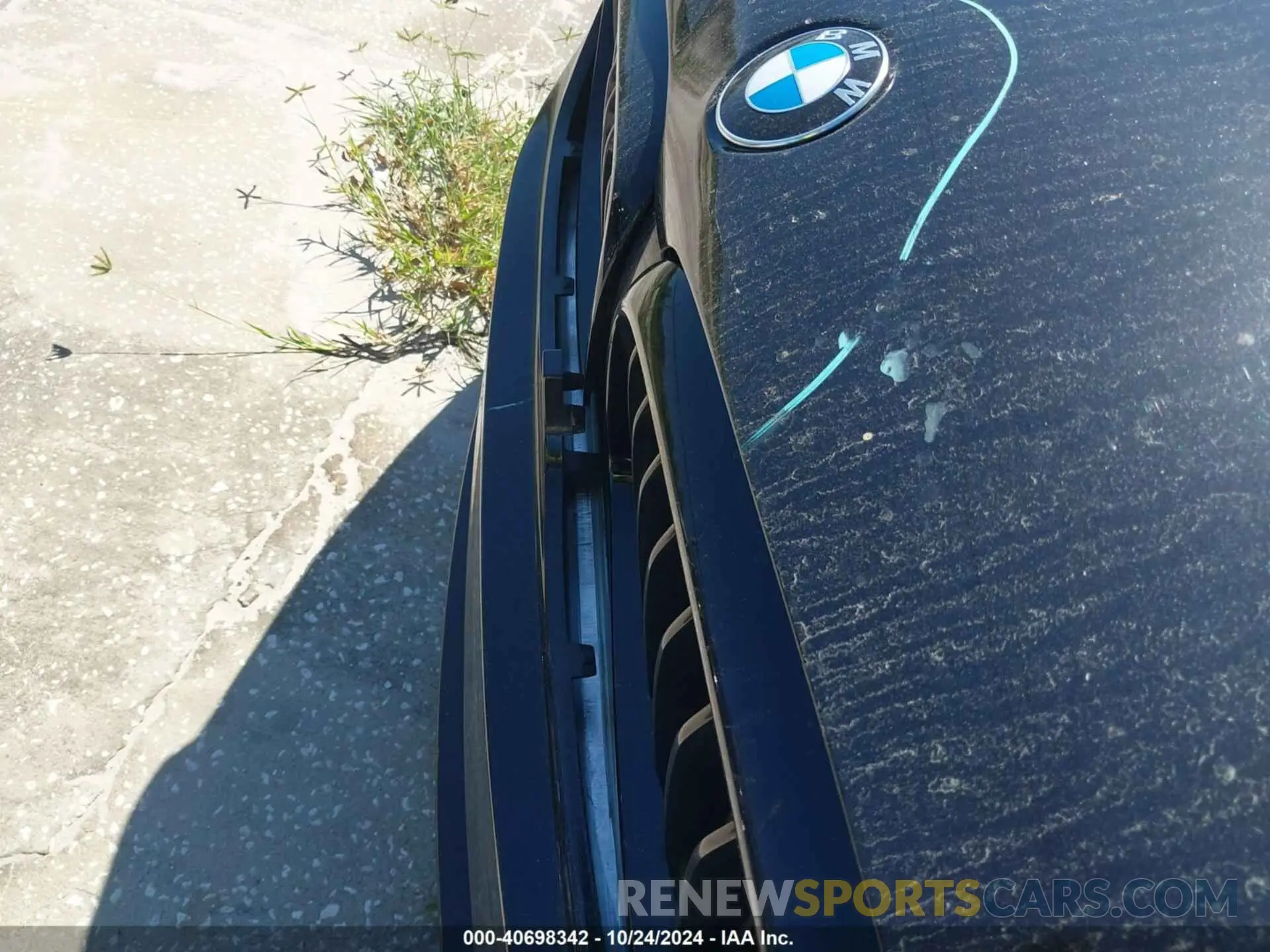 21 Photograph of a damaged car WBAJS1C08LCD17978 BMW 540I 2020