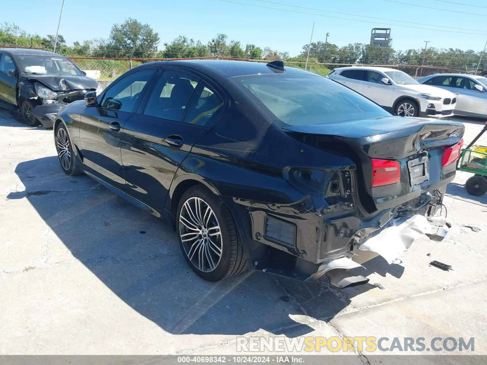 3 Photograph of a damaged car WBAJS1C08LCD17978 BMW 540I 2020