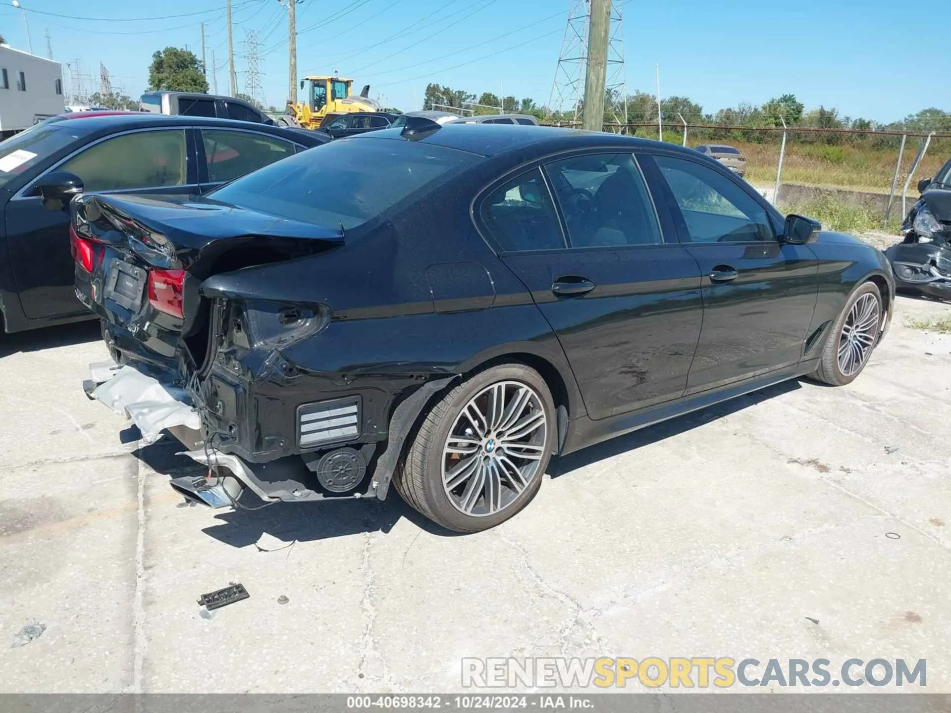 4 Photograph of a damaged car WBAJS1C08LCD17978 BMW 540I 2020