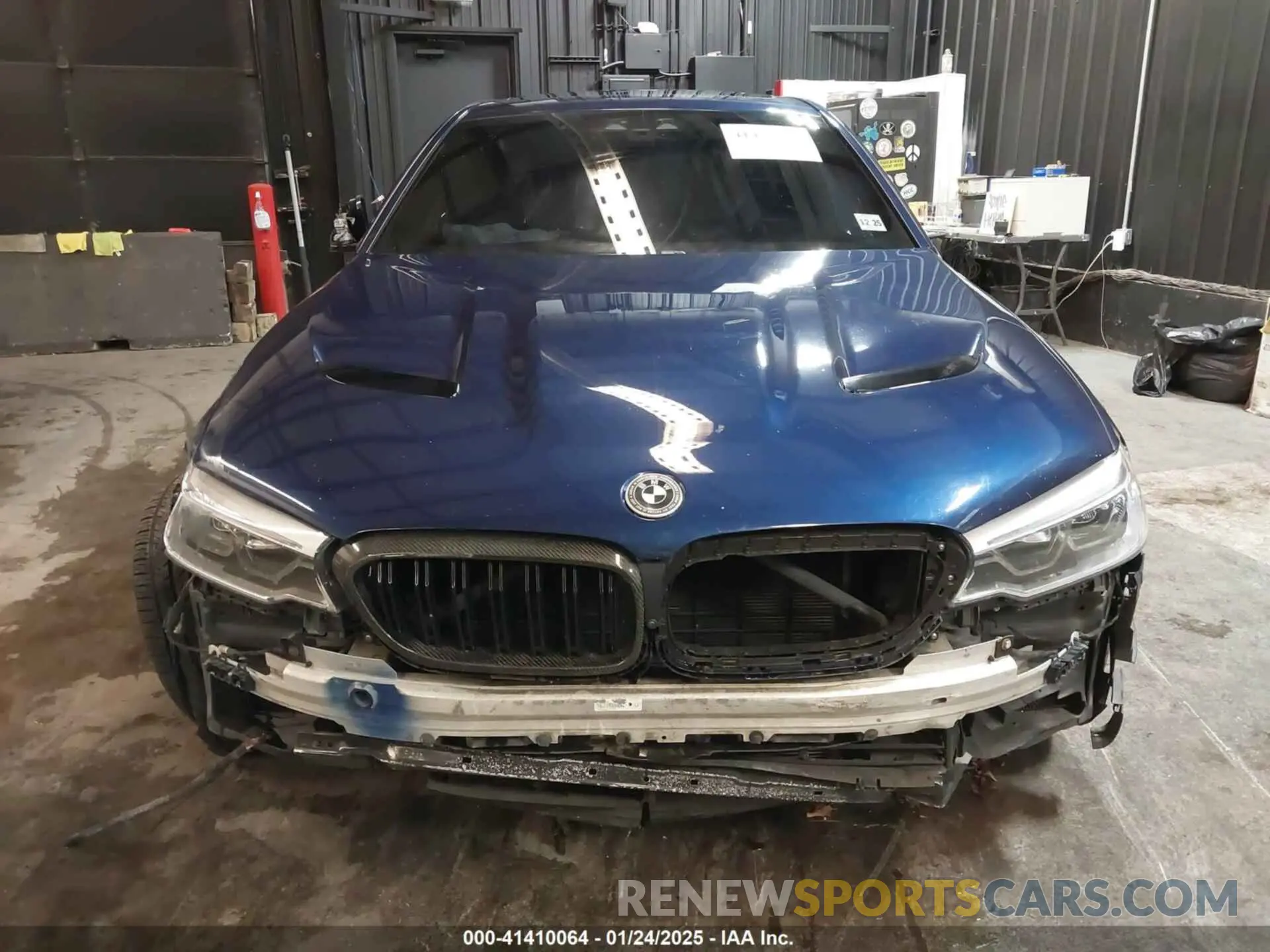 12 Photograph of a damaged car WBAJS3C04LCD33056 BMW 540I 2020