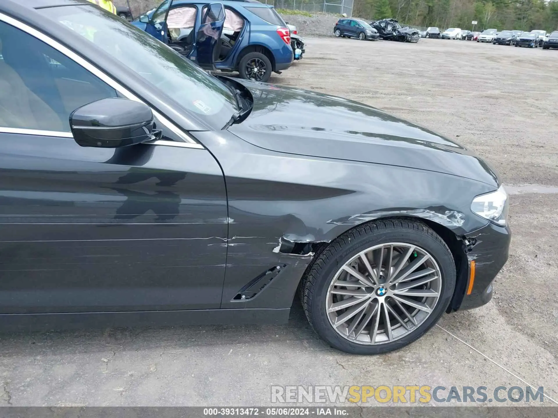 6 Photograph of a damaged car WBAJS3C05LCD67751 BMW 540I 2020