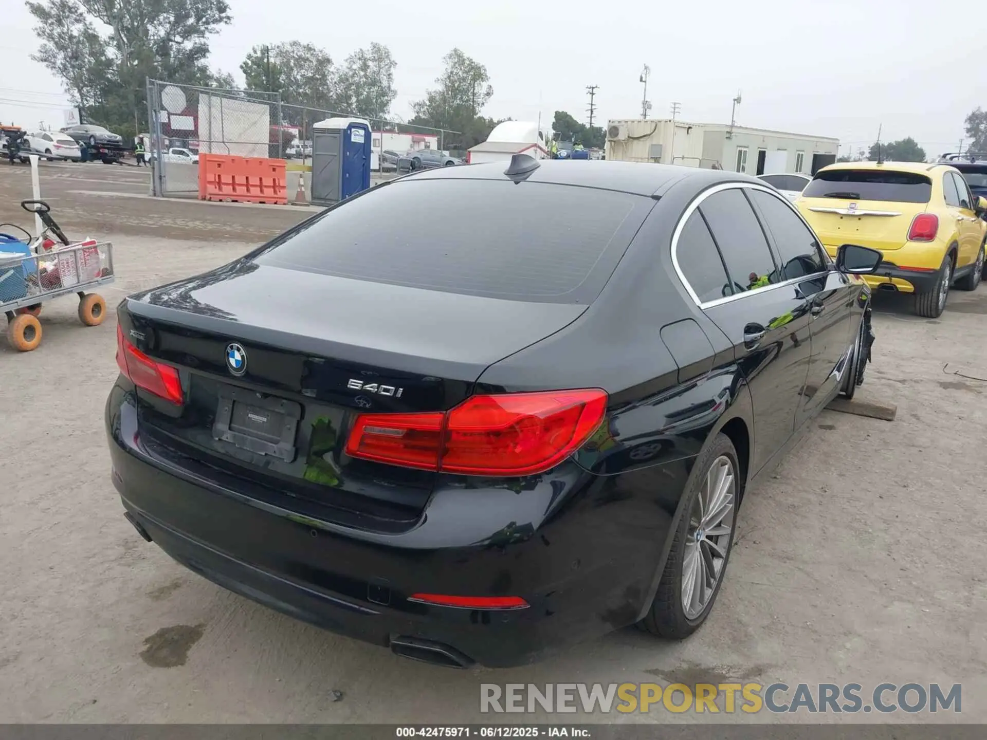 4 Photograph of a damaged car WBAJS3C07LWW67447 BMW 540I 2020