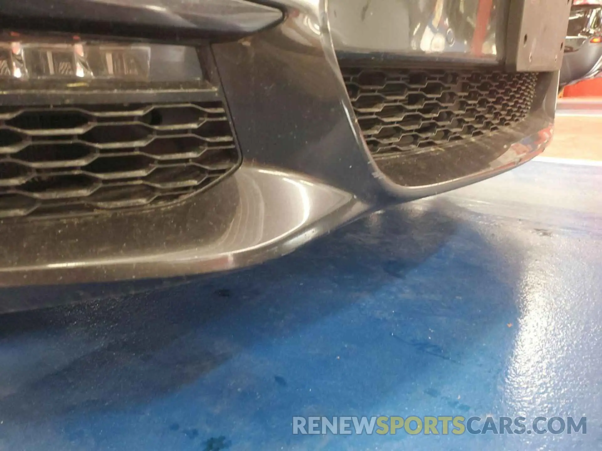 2 Photograph of a damaged car WBAJS3C09LWW63125 BMW 540I 2020