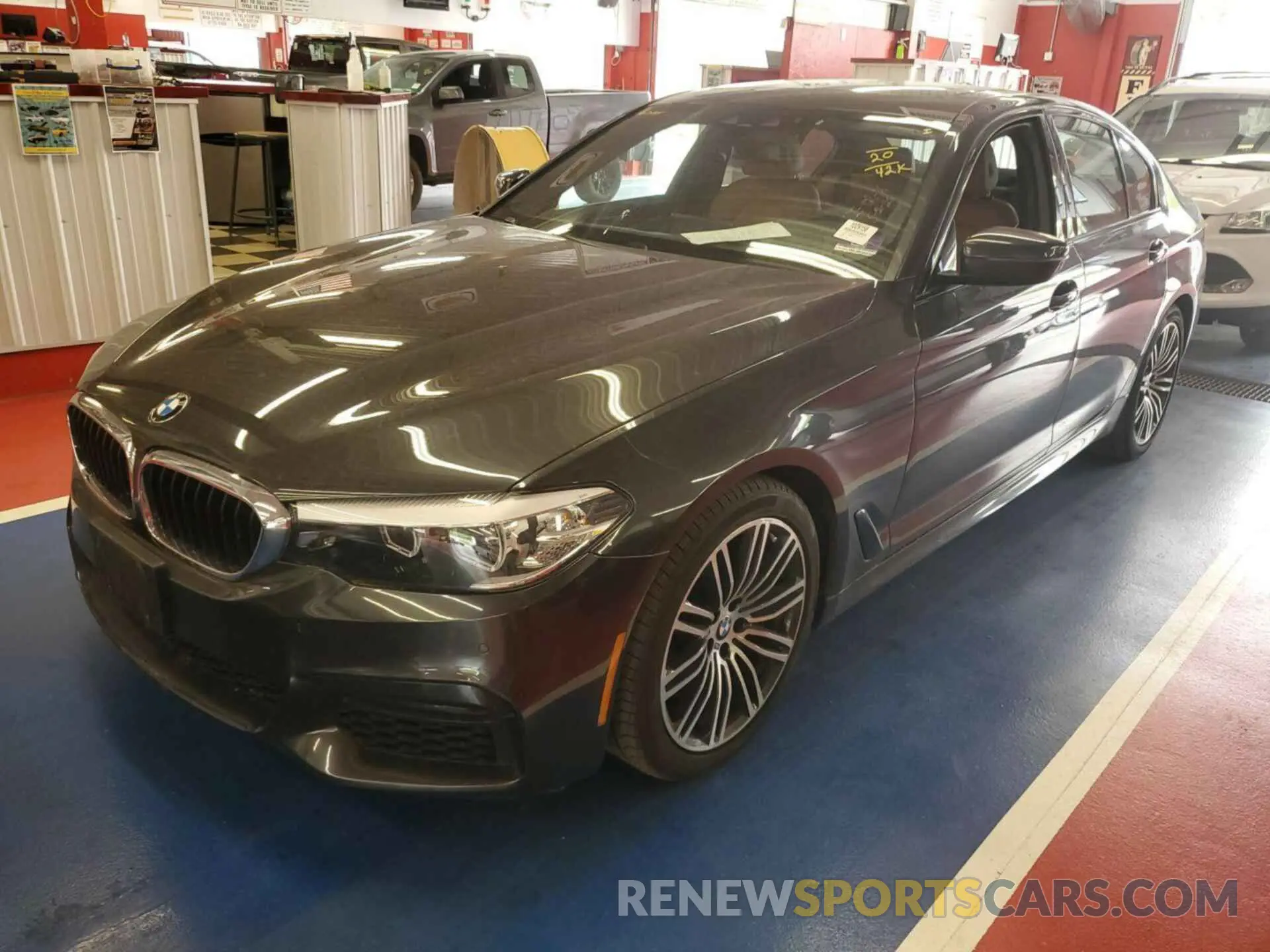 20 Photograph of a damaged car WBAJS3C09LWW63125 BMW 540I 2020