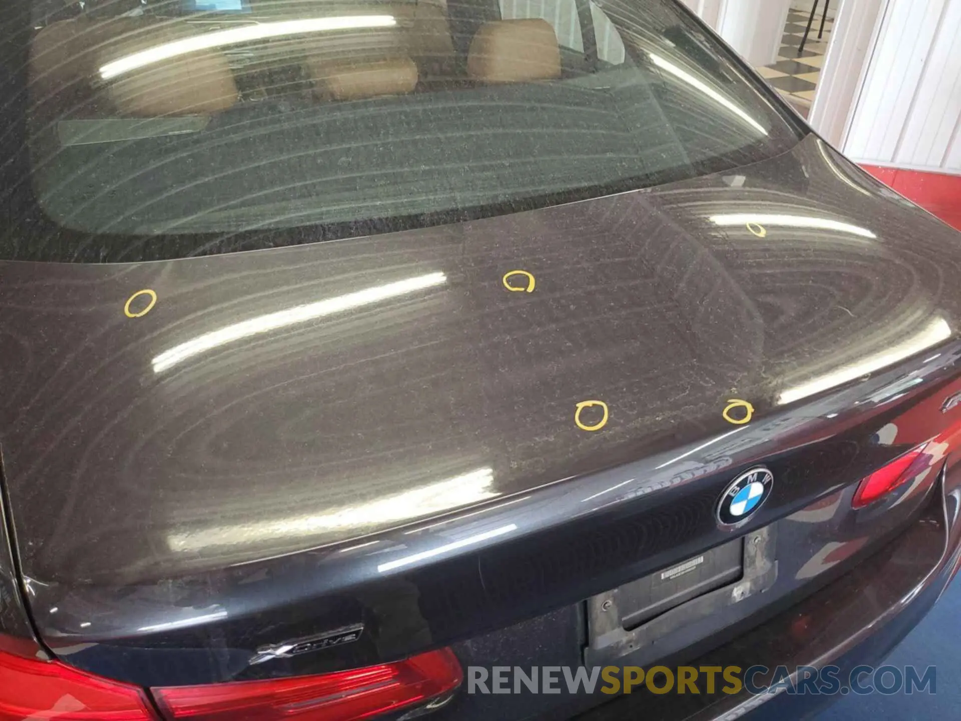 9 Photograph of a damaged car WBAJS3C09LWW63125 BMW 540I 2020