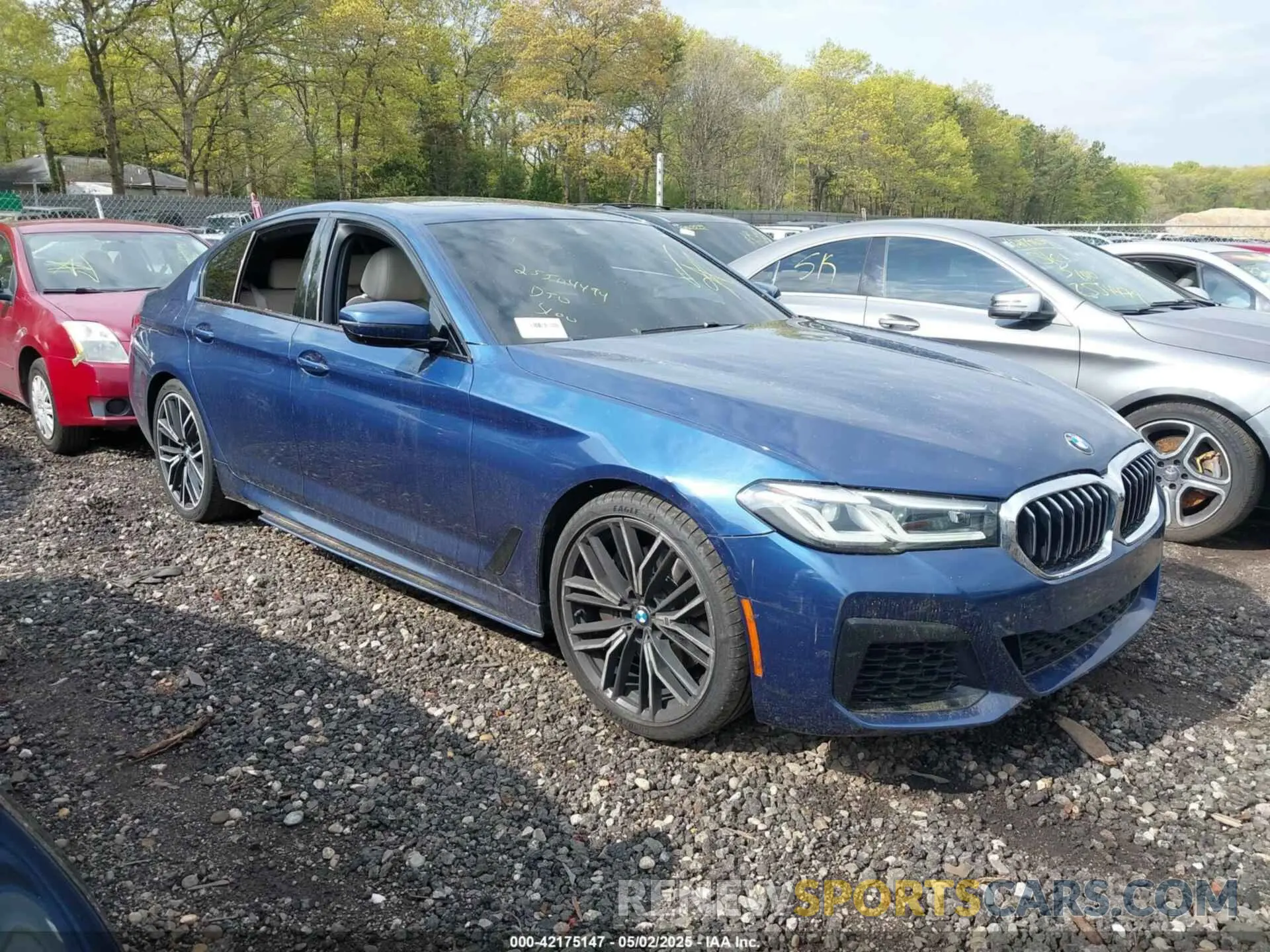 1 Photograph of a damaged car WBA53BJ03MWW95176 BMW 540I 2021
