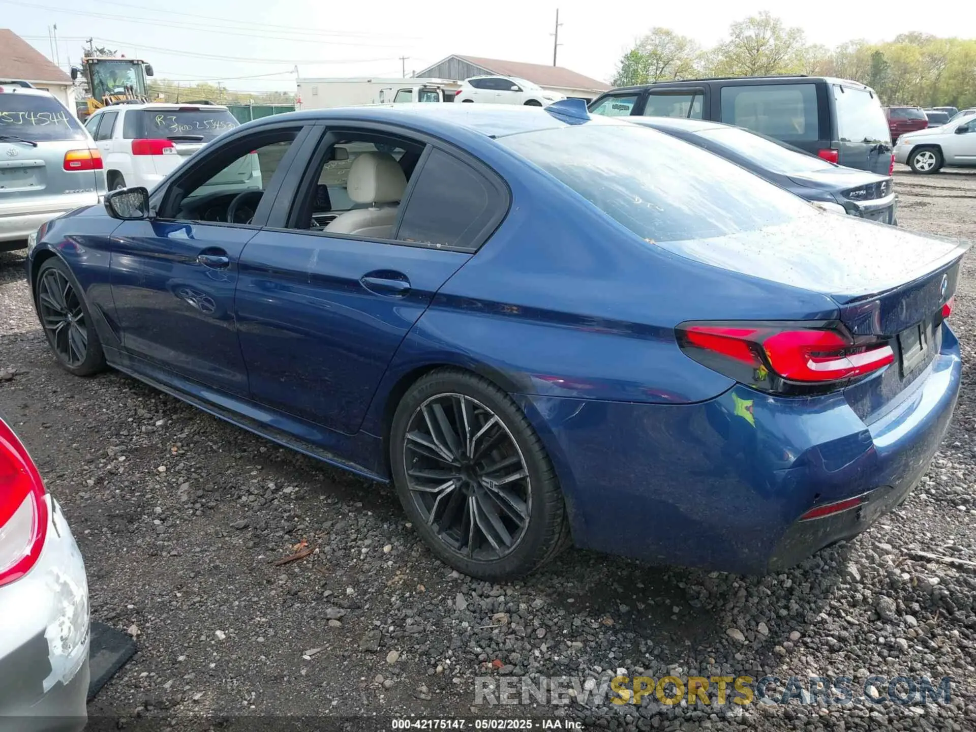 3 Photograph of a damaged car WBA53BJ03MWW95176 BMW 540I 2021